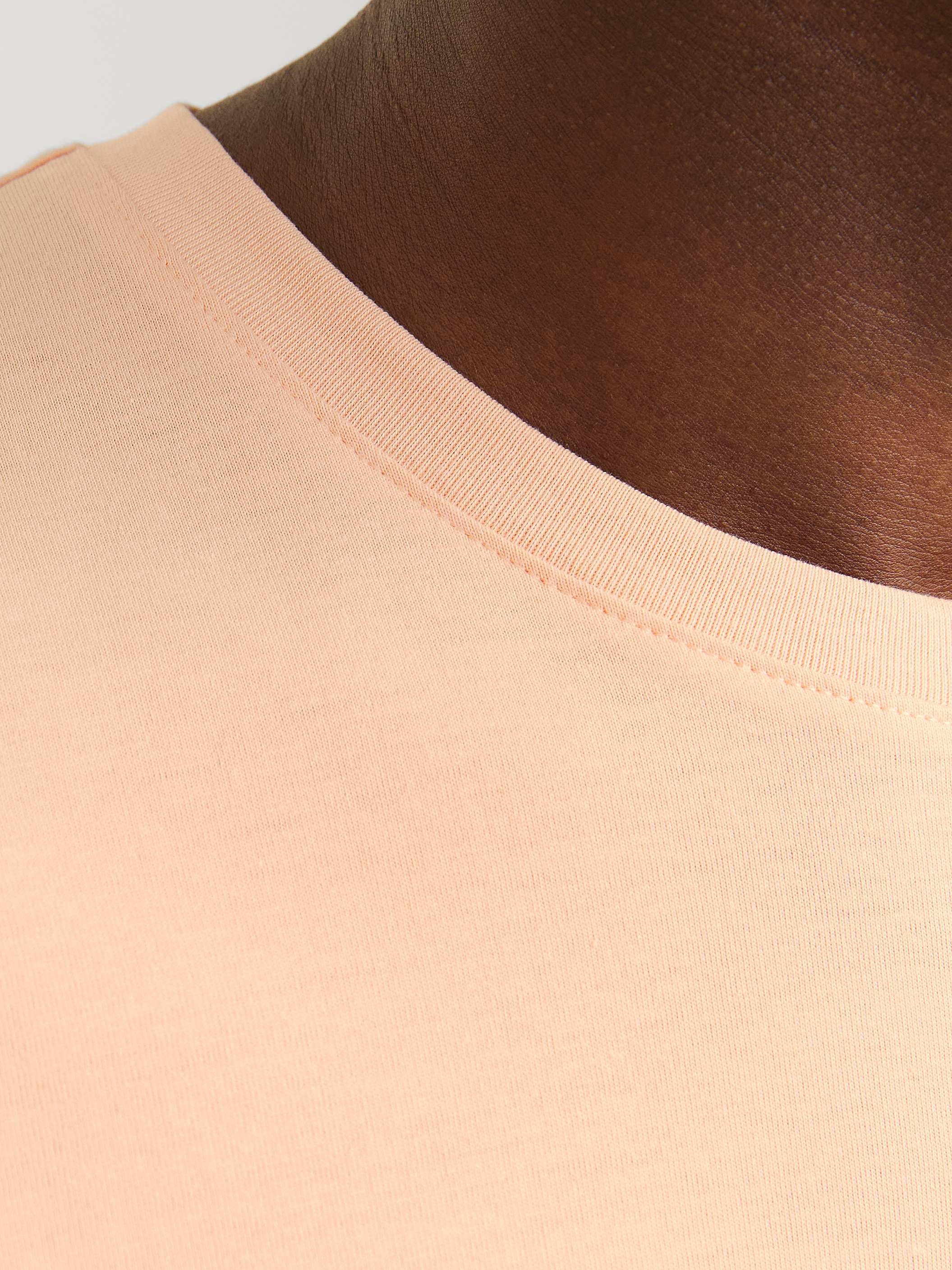 Jack & Jones Rundhalsshirt »JJEORGANIC BASIC TEE SS O-NECK NOOS« mit Rundhalsausschnitt