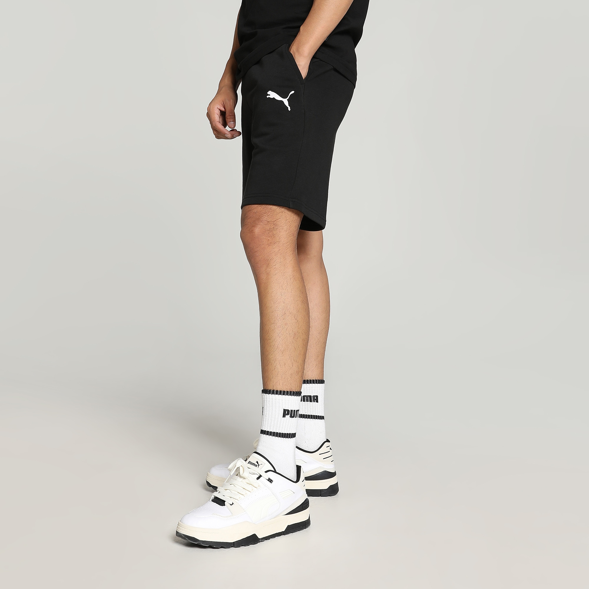 PUMA Short d'entraînement »TEAMGOAL 23 CASUALS SHORTS«  sportlicher Stil, für Fussball, mit Reissverschlusstasche, Slim Fit