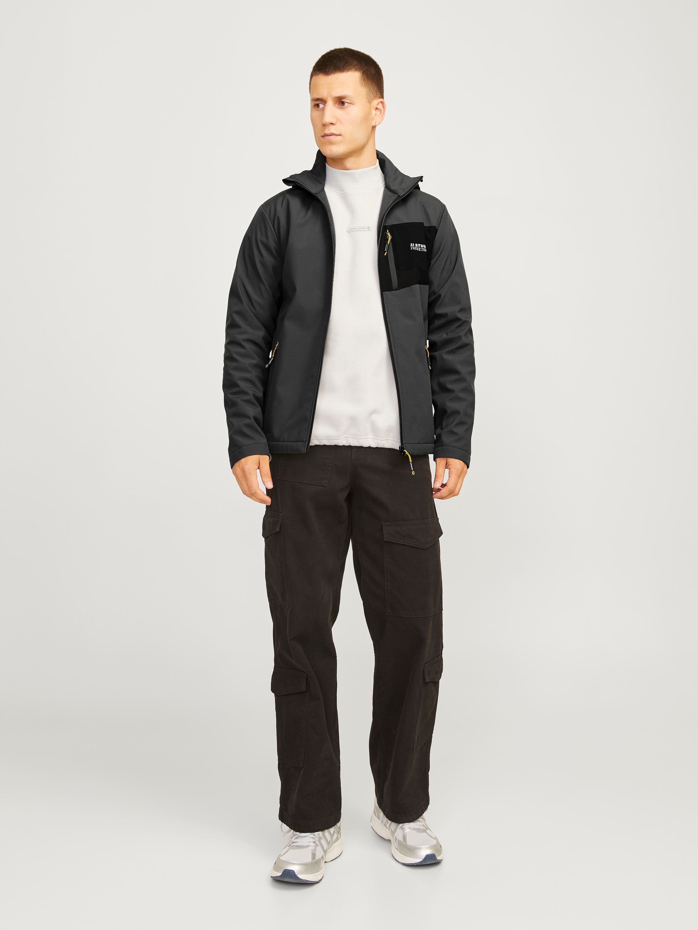 Jack & Jones Softshelljacke »JJTAYLOR SOFTSHELL JACKET«, mit Kapuze