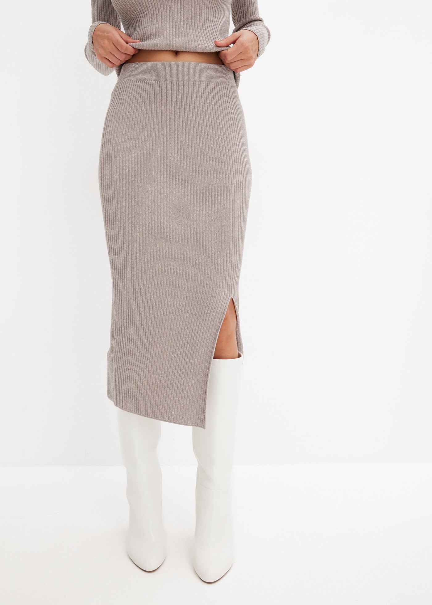 Image of bonprix Strickrock "Strickrock aus fliessendem Viskose-Mix" aus Viskose, Polyester, Polyamid und metallisierten Fasern