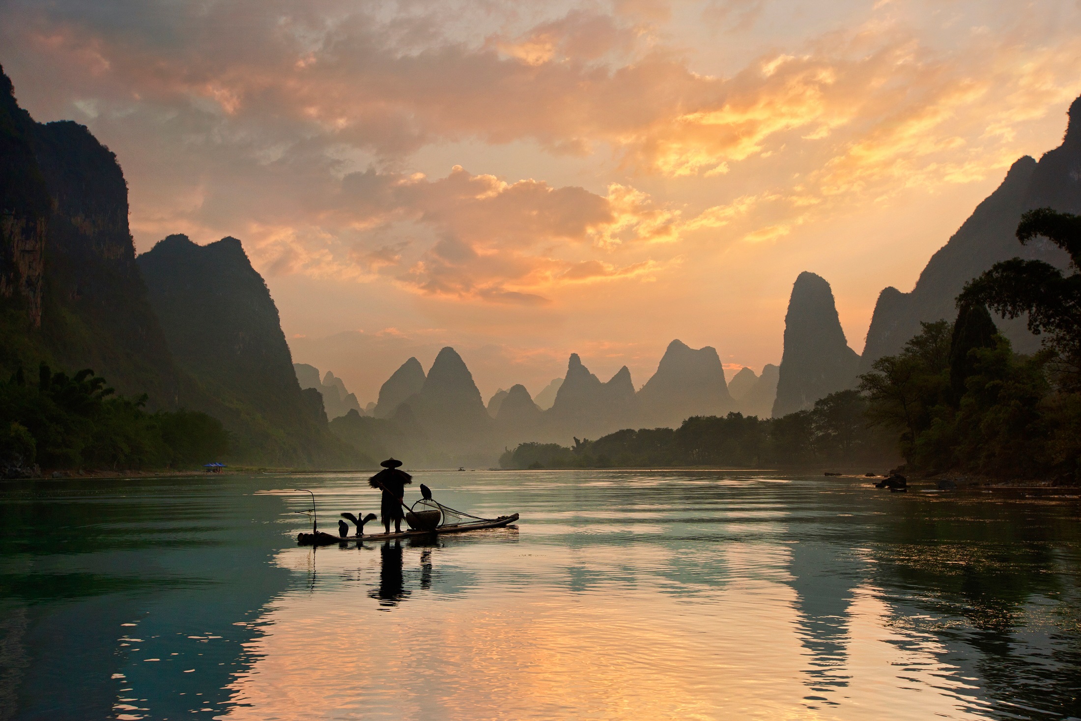 Image of Papermoon Fototapete »Photo-Art YAN ZHANG, GOLDEN LI RIVER«, Vliestapete, hochwertiger Digitaldruck, inklusive Kleister bei Ackermann Versand Schweiz
