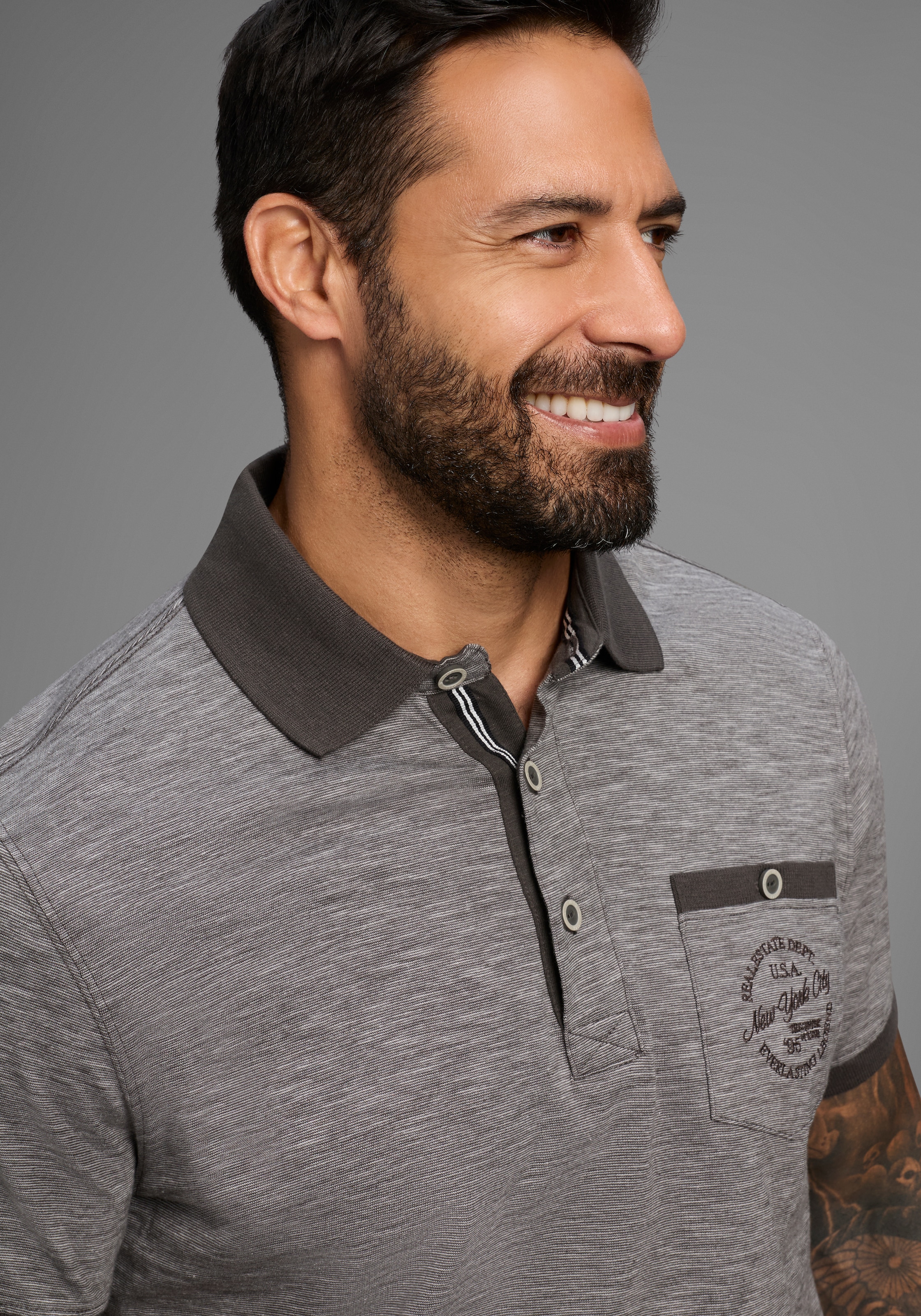 Image of Mans World Poloshirt Kurzarm, Regular Fit, melierte Struktur, Rundhalsausschnitt