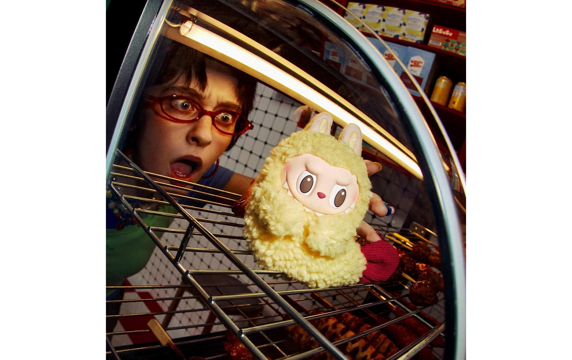   Plüschfigur »Pop Mart Wacky Mart Earphone Case«