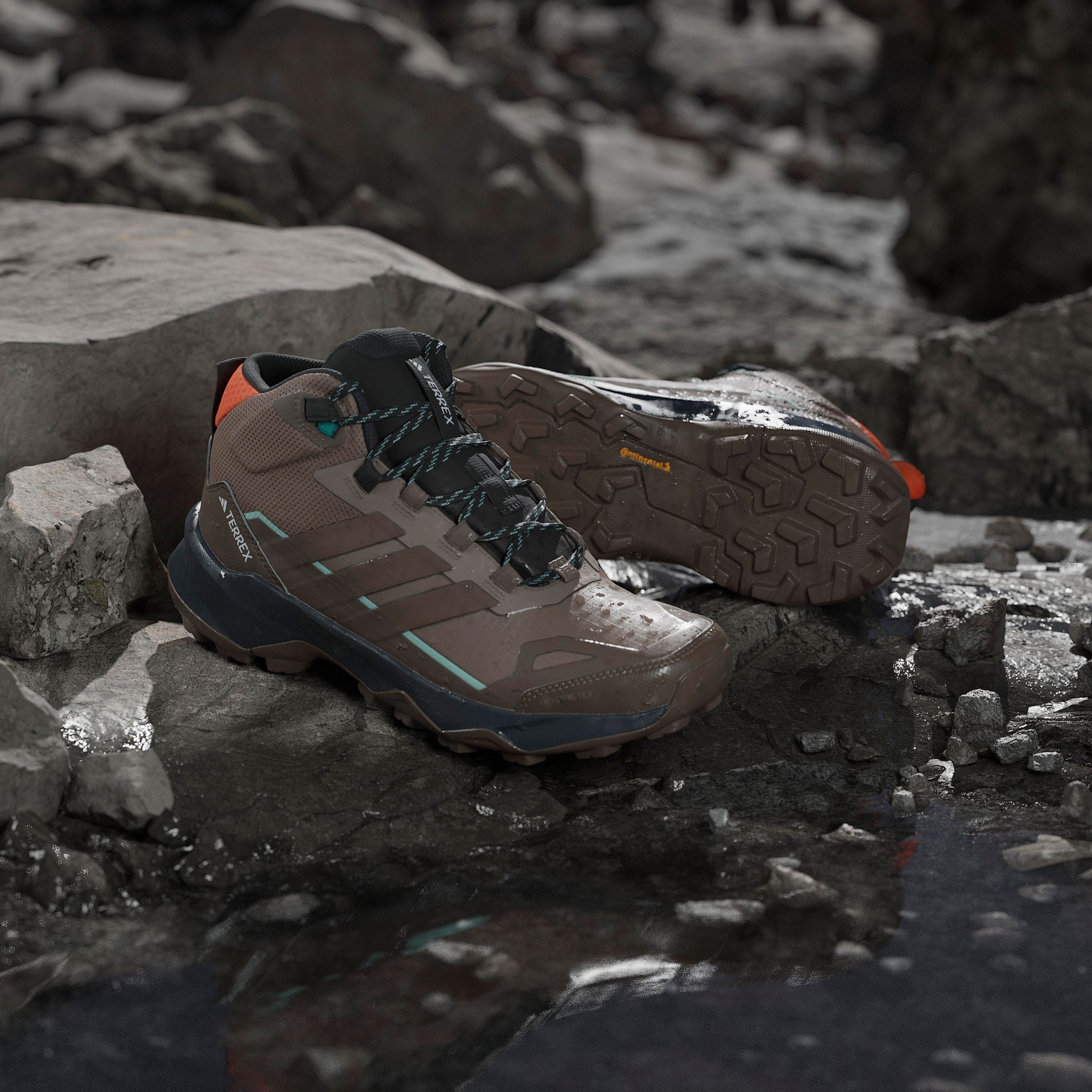 adidas TERREX Wanderschuh »TERREX SKYCHASER AX5 MID GORE-TEX E«, wasserdicht