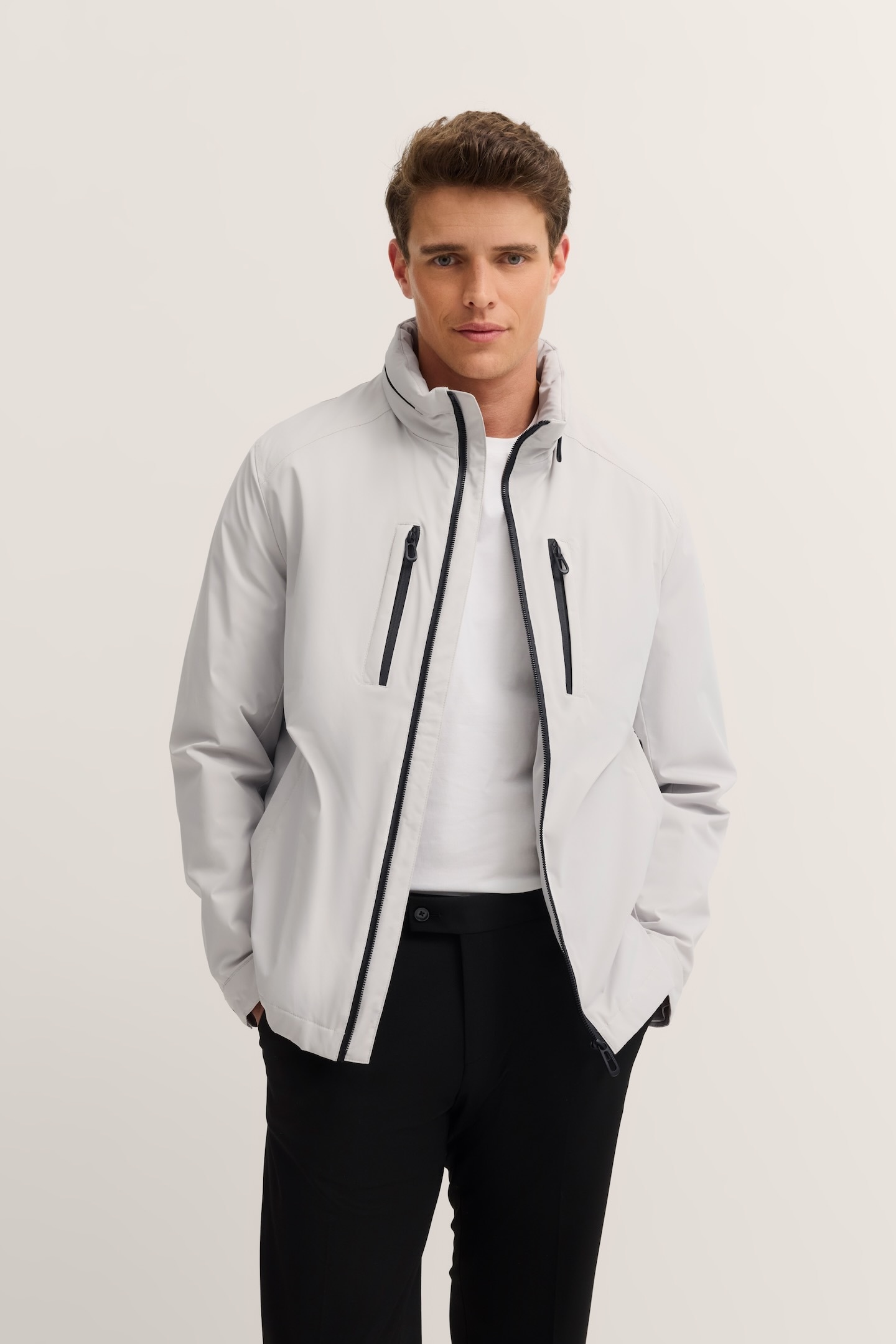 Image of bugatti Regenjacke "Rainseries" mit Kapuze Regular Fit mit Kapuze & Stehkragen