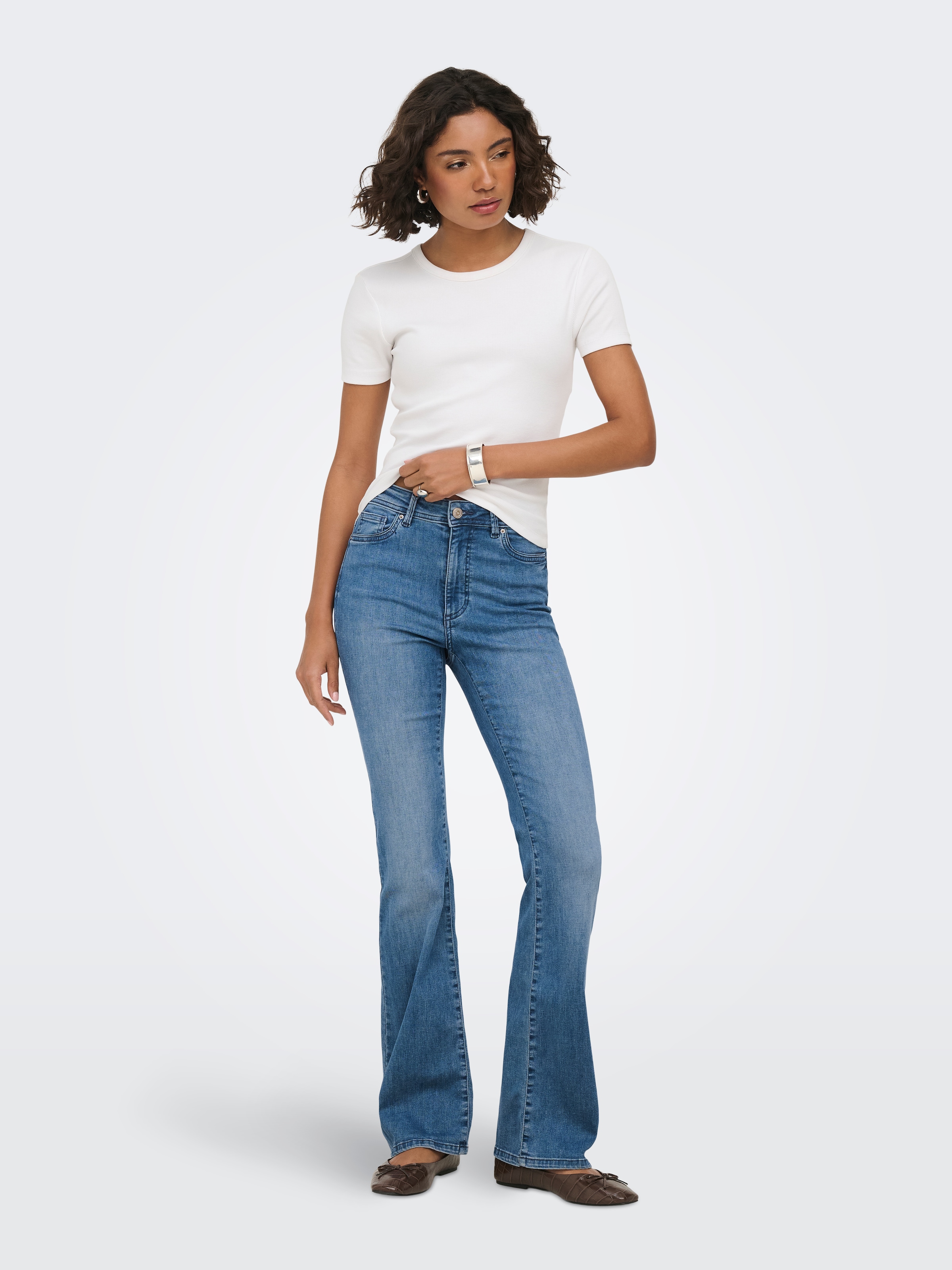 ONLY Jeans bootcut »ONLWAUW HW FLARED DNM TAI475« mélange de coton