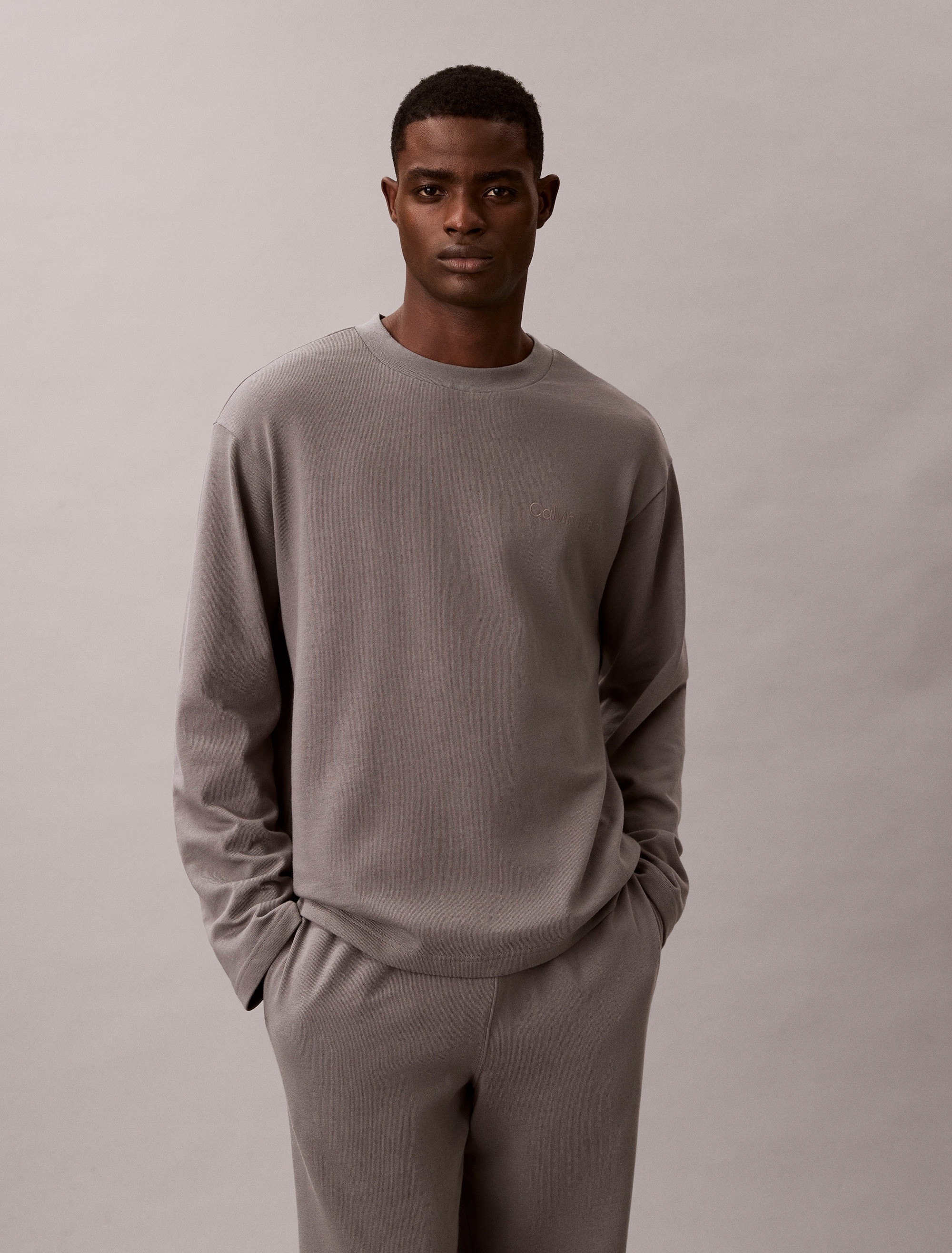 Calvin Klein Underwear Schlafanzug »LS TEE PANT SET« Mit elastischem Bund