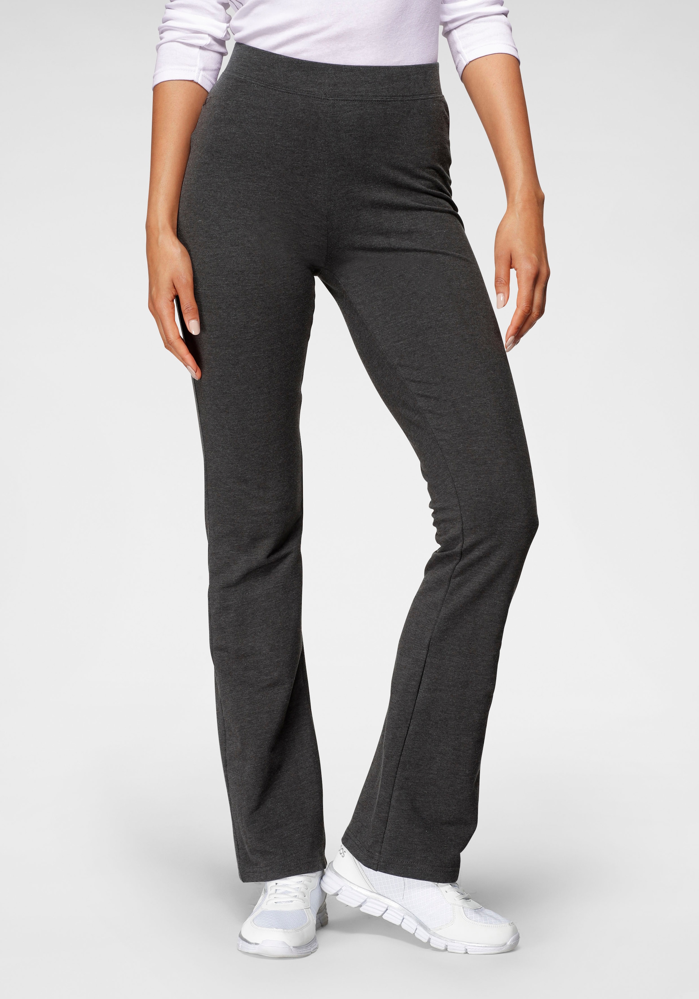 KangaROOS Jazzpants, (1 tlg.), mit hohem Stretch-Anteil sitzt wie eine zweite Haut