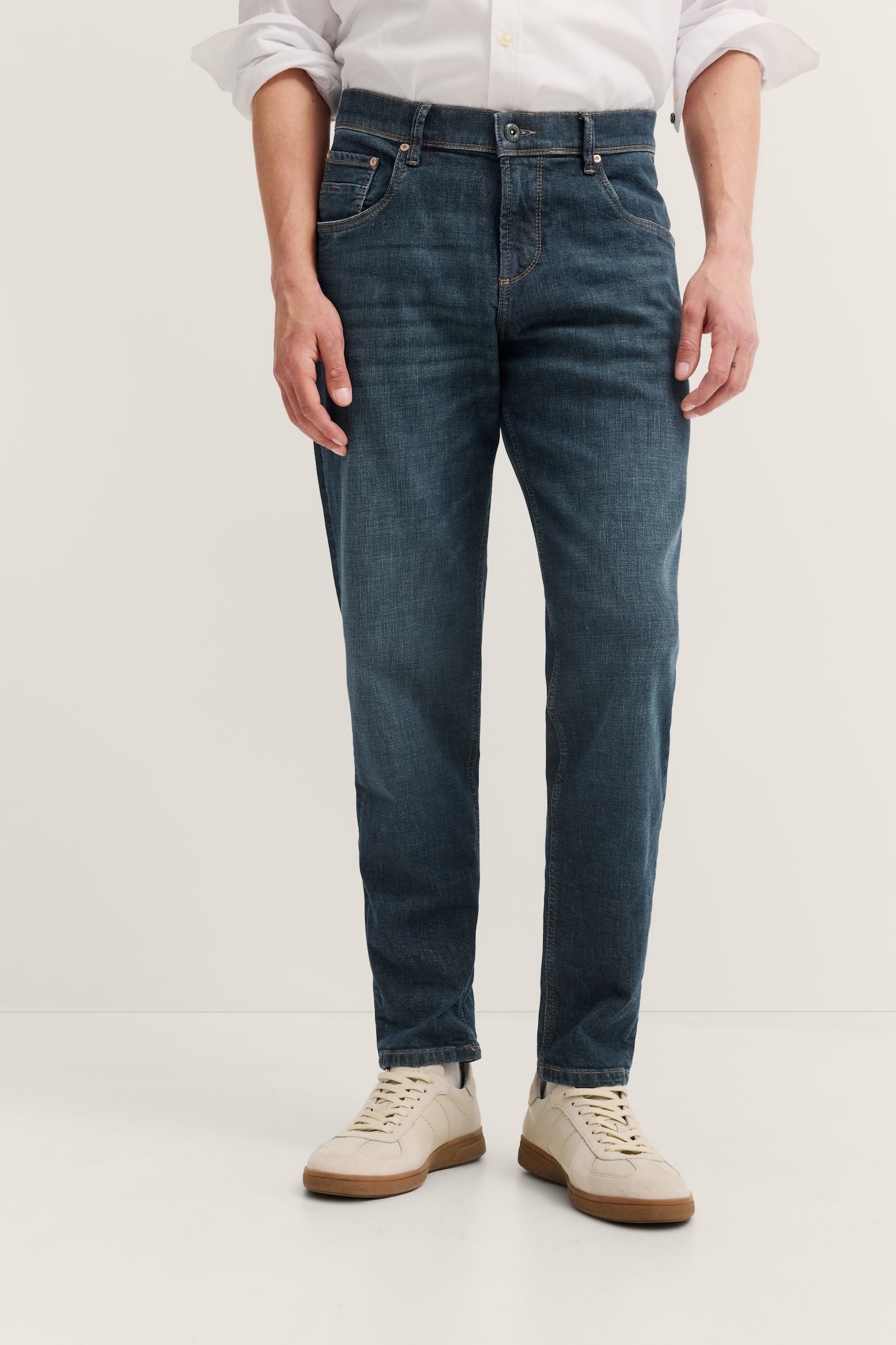 Image of bugatti 5-Pocket-Jeans "Tapered Fit" aus Stretch Handcrafted Denim