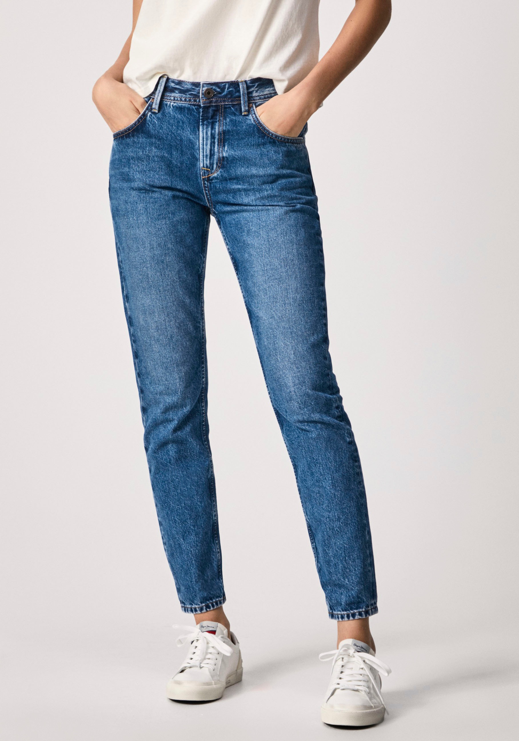 Image of Pepe Jeans High-waist-Jeans »VIOLET«, Relaxed Passform mit hohem Bund im Five-Pocket-Style bei Ackermann Versand Schweiz
