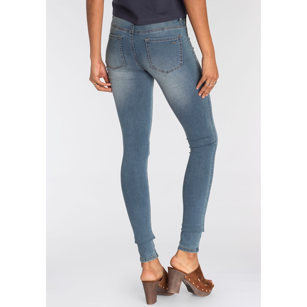 Arizona Skinny-fit-Jeans »Ultra Stretch«, Low Waist mit seitlichen Stretch-Einsätzen am Bund