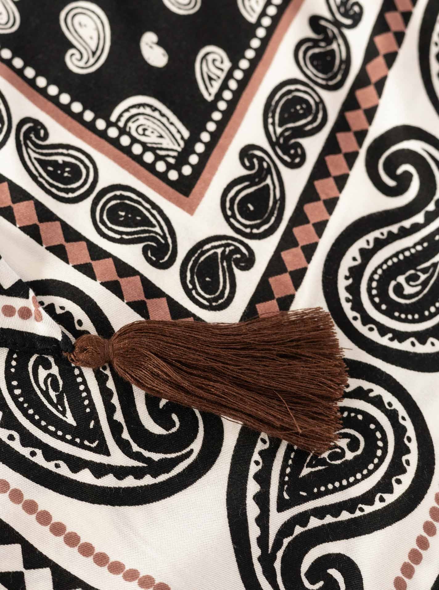 Zwillingsherz Dreieckstuch »"Geometric Paisley"« geometrisches Muster mit Paisley, Tasseln, glänzende Oberfläche