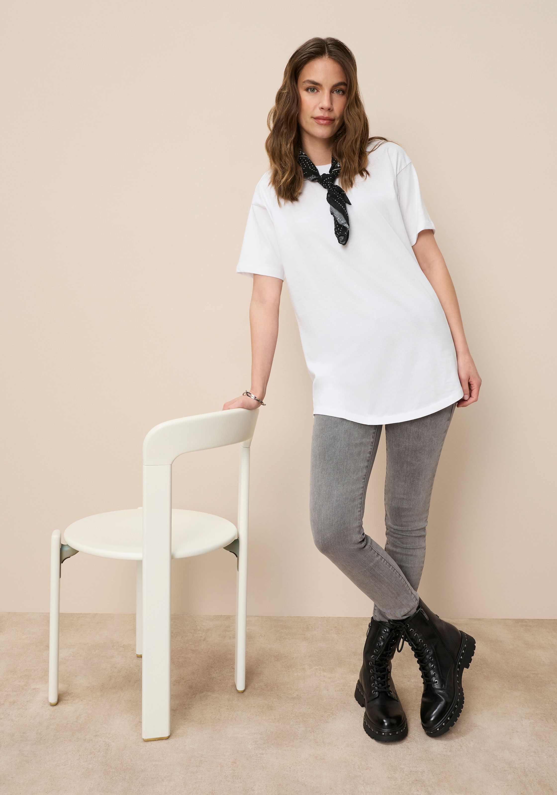 Tamaris T-shirt oversize in Longform mit abgerundetem Saum