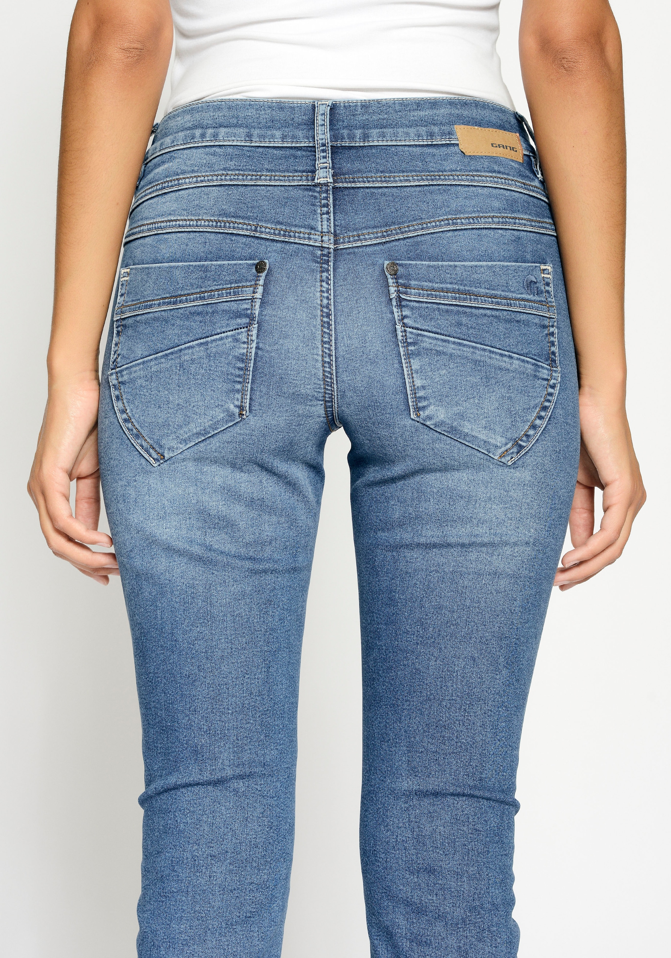 GANG Skinny-fit-Jeans »94MORA«, mit 3-Knopf-Verschluss und Passe vorne