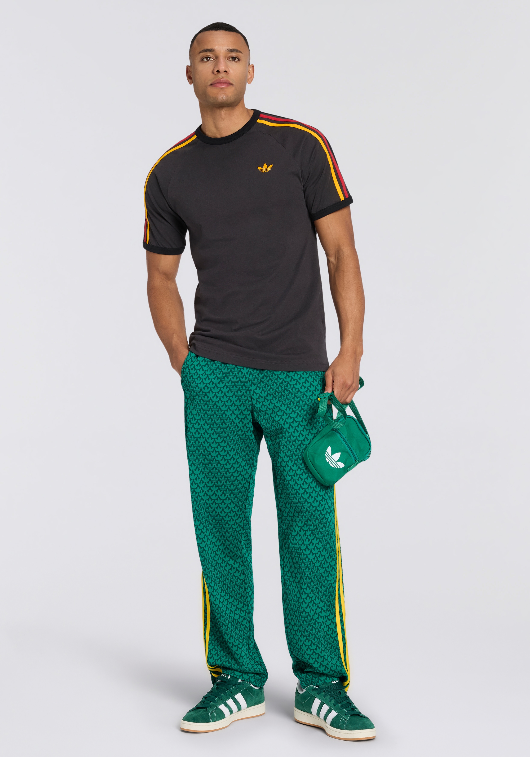 adidas Originals Sporttasche »ADICOLOR CLASSIC FESTIVAL« aus Polyester, kompakte Grösse