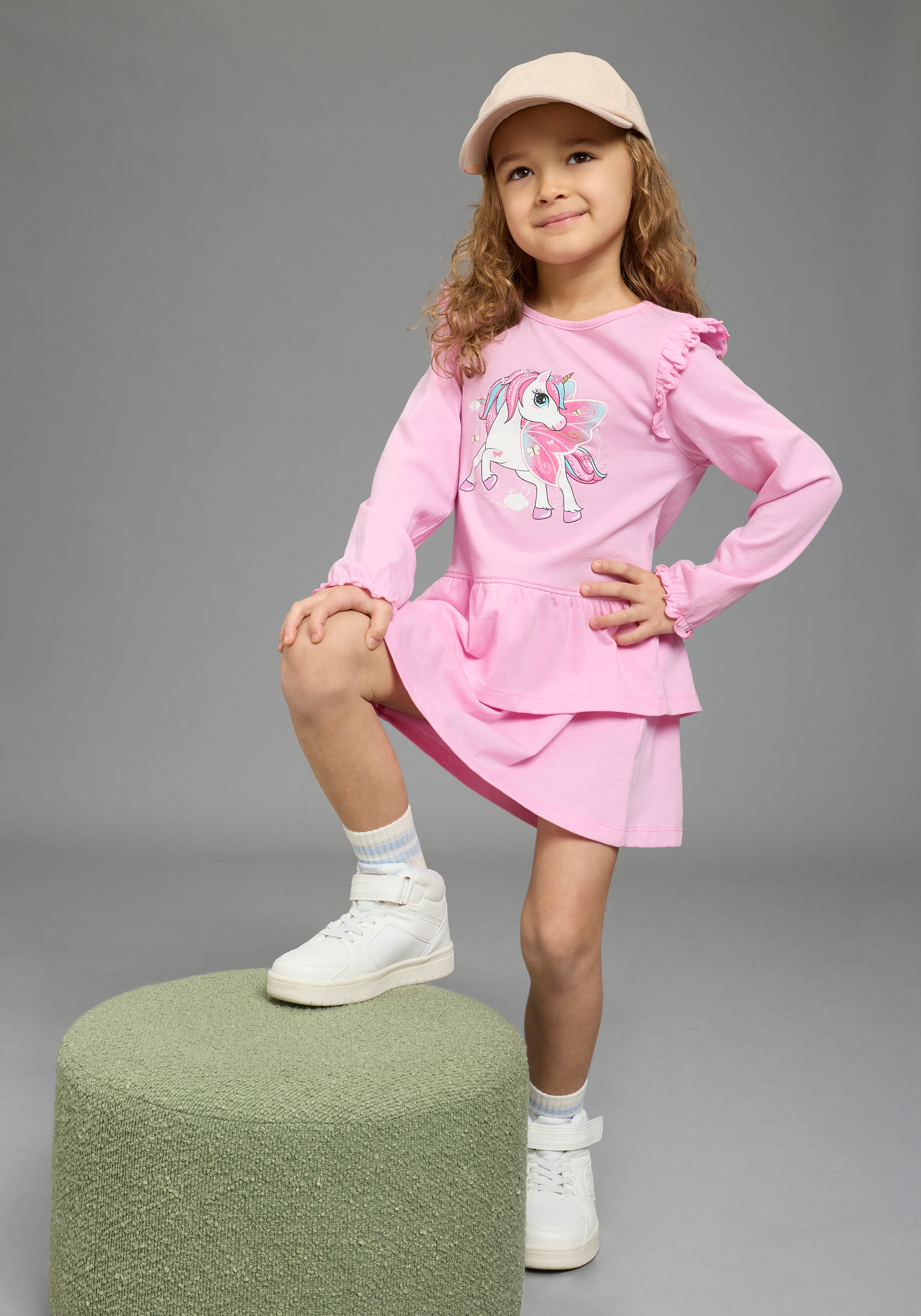 KIDSWORLD Jerseykleid »Süsses Shirtkleide mit Einhorn-Druck« für Mädchen, aus Single Jersey aus Baumwolle