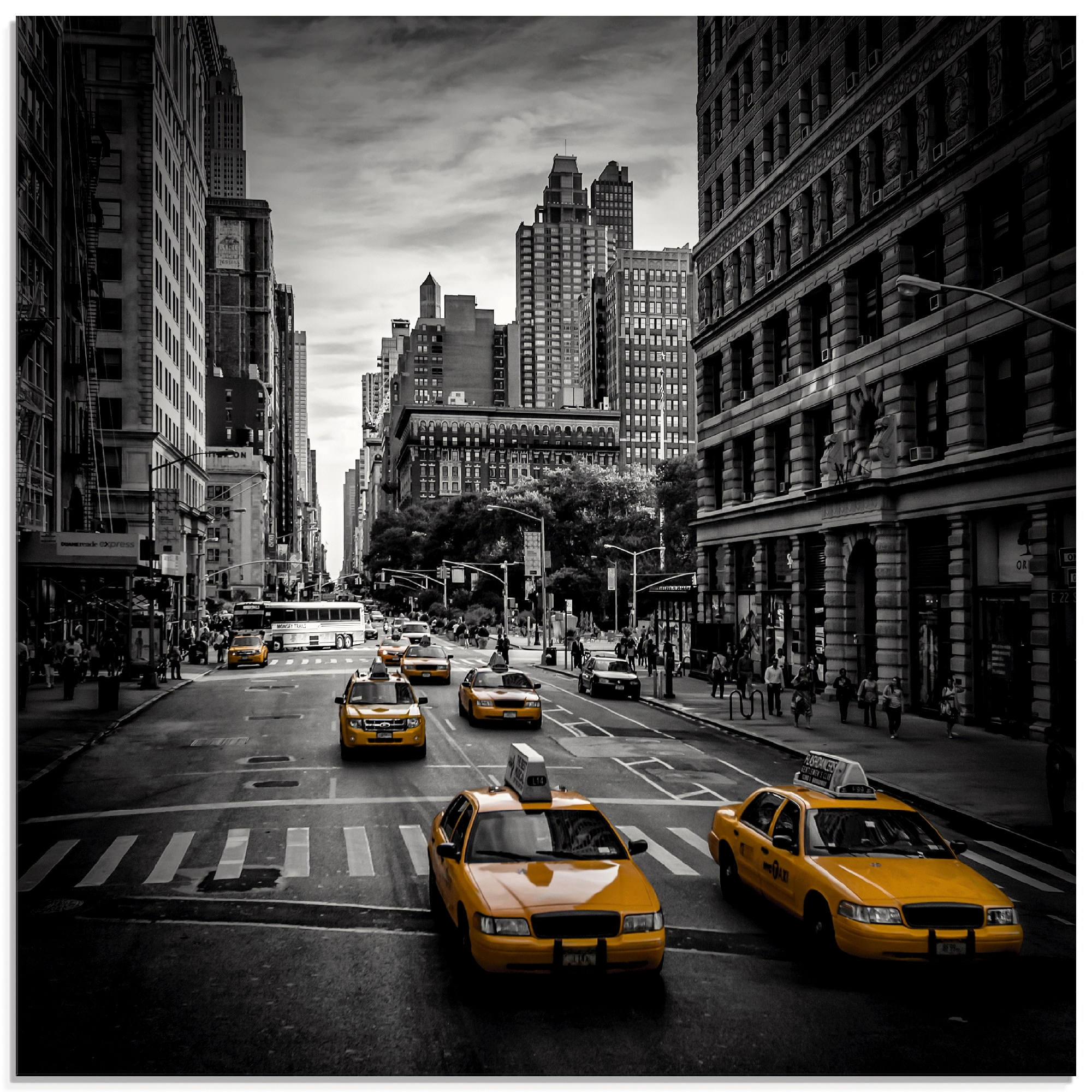 Artland Glasbild »New York City Verkehr 5th Avenue«, Amerika, (1 St.), in verschiedenen Grössen
