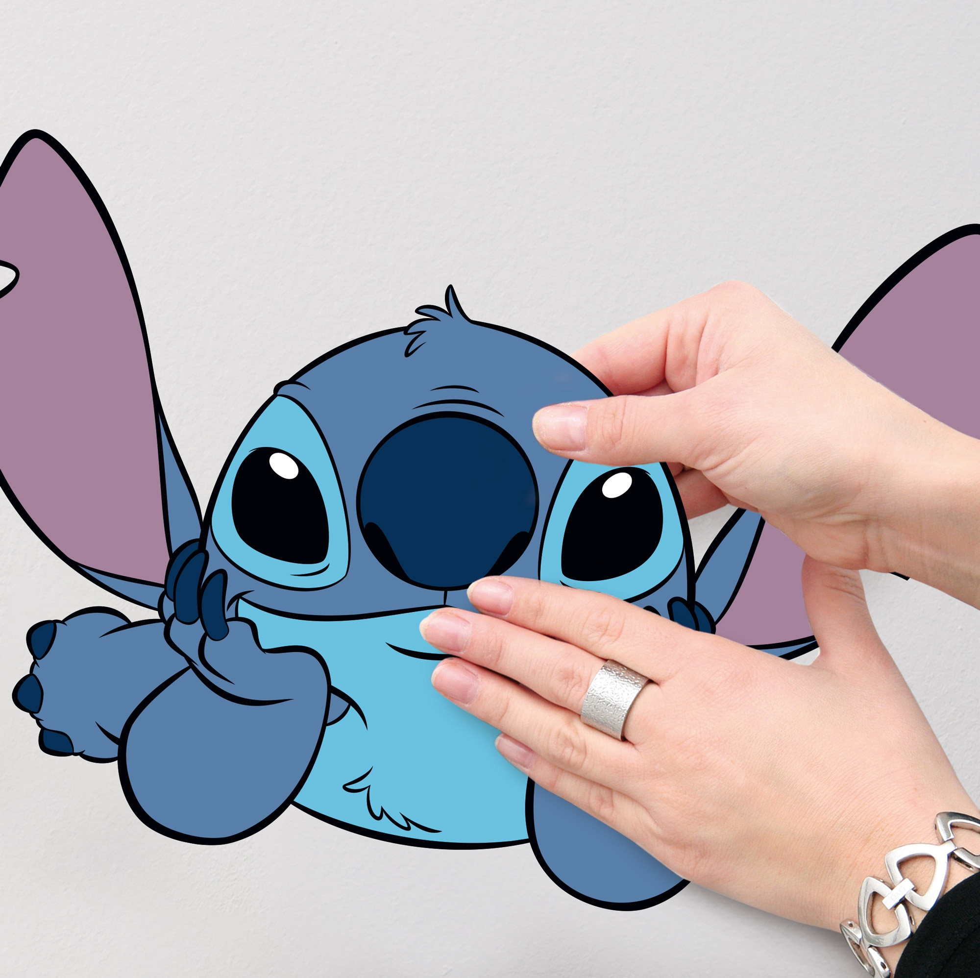 Komar Wandtattoo »Stitch Dream - Grösse 50 x 70 cm« selbstklebend, Wandsticker, Kinderzimmer