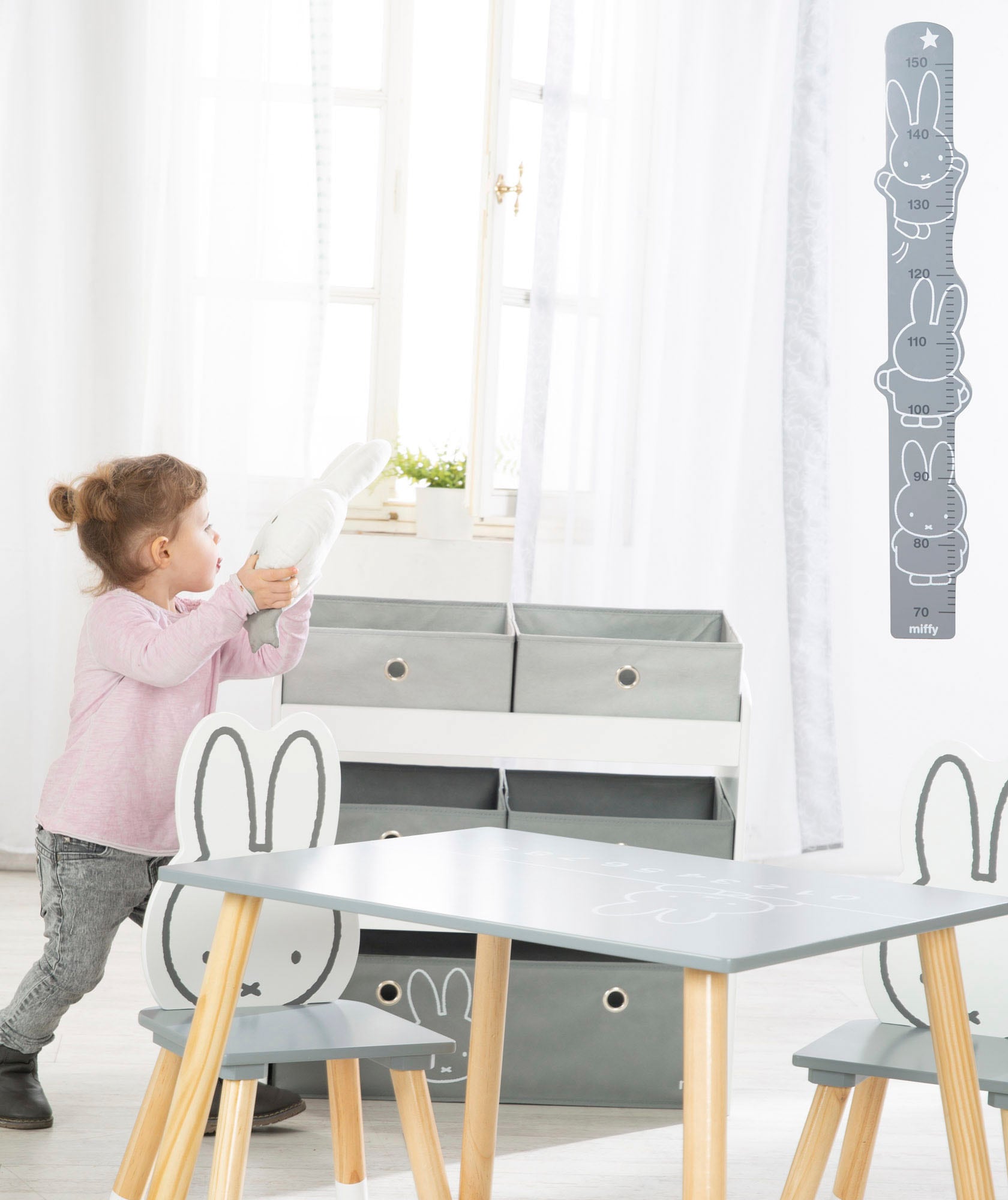 roba® Kinderregal »miffy®, grau«, inklusive 5 Stoffboxen in 2 Grössen