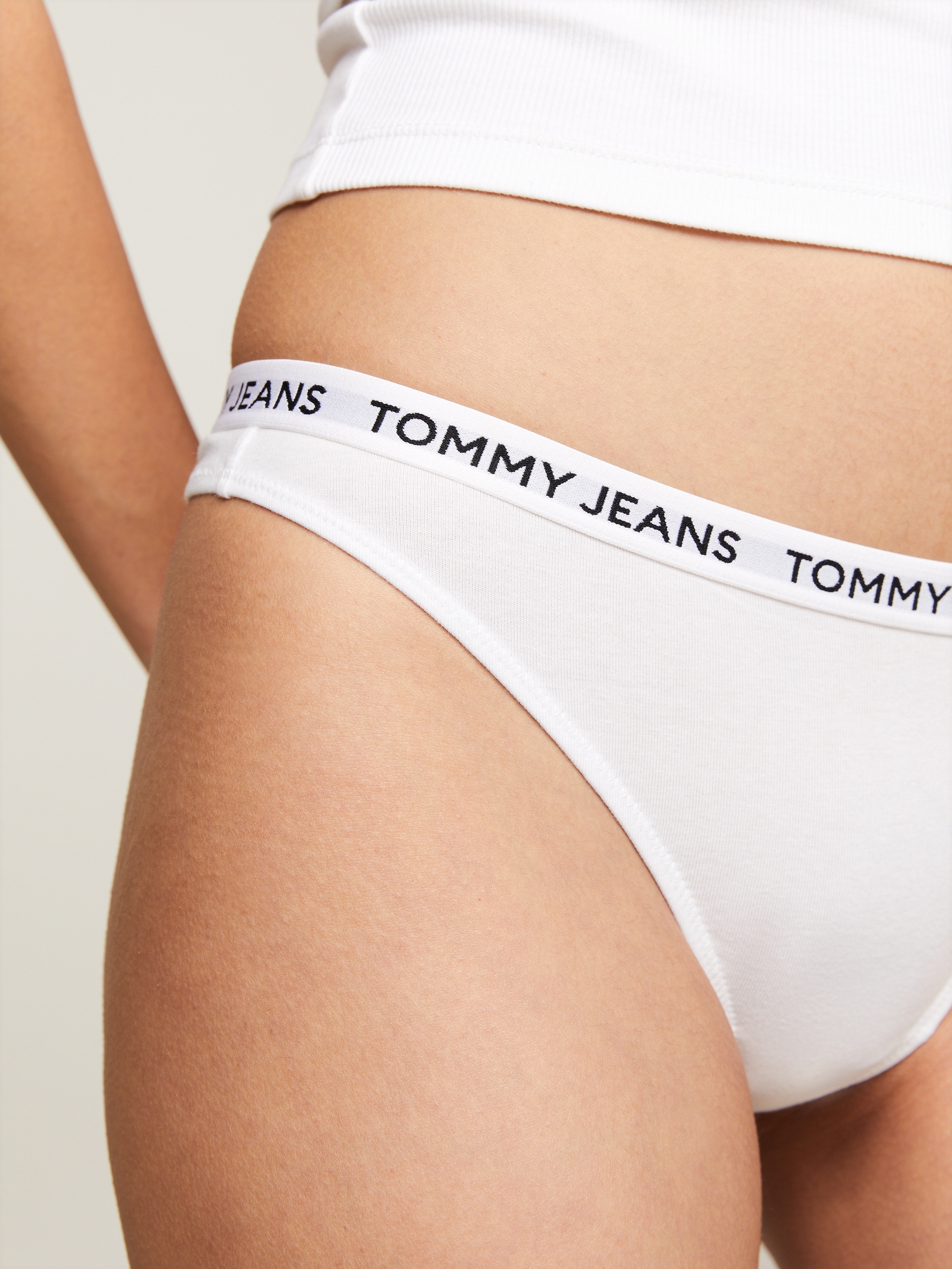 Tommy Hilfiger Underwear String »3P CLASSIC THONG (EXT SIZES)«, (Packung, 3 St., 3er), mit Tommy Jeans Logo-Elastikbund