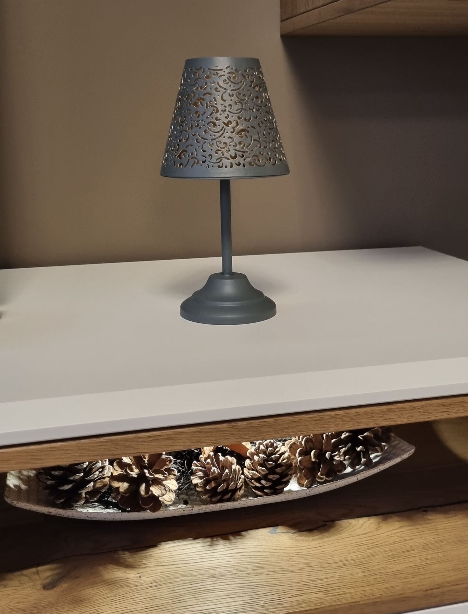 Ambiente Haus Porte-bougies à chauffe-plat »Teeliicht-Lampe in Grau - (H) 24 cm«