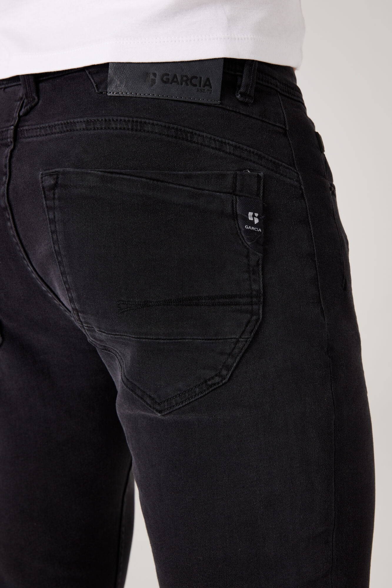Garcia 5-Pocket-Jeans »Rocko«, in verschiedenen Waschungen