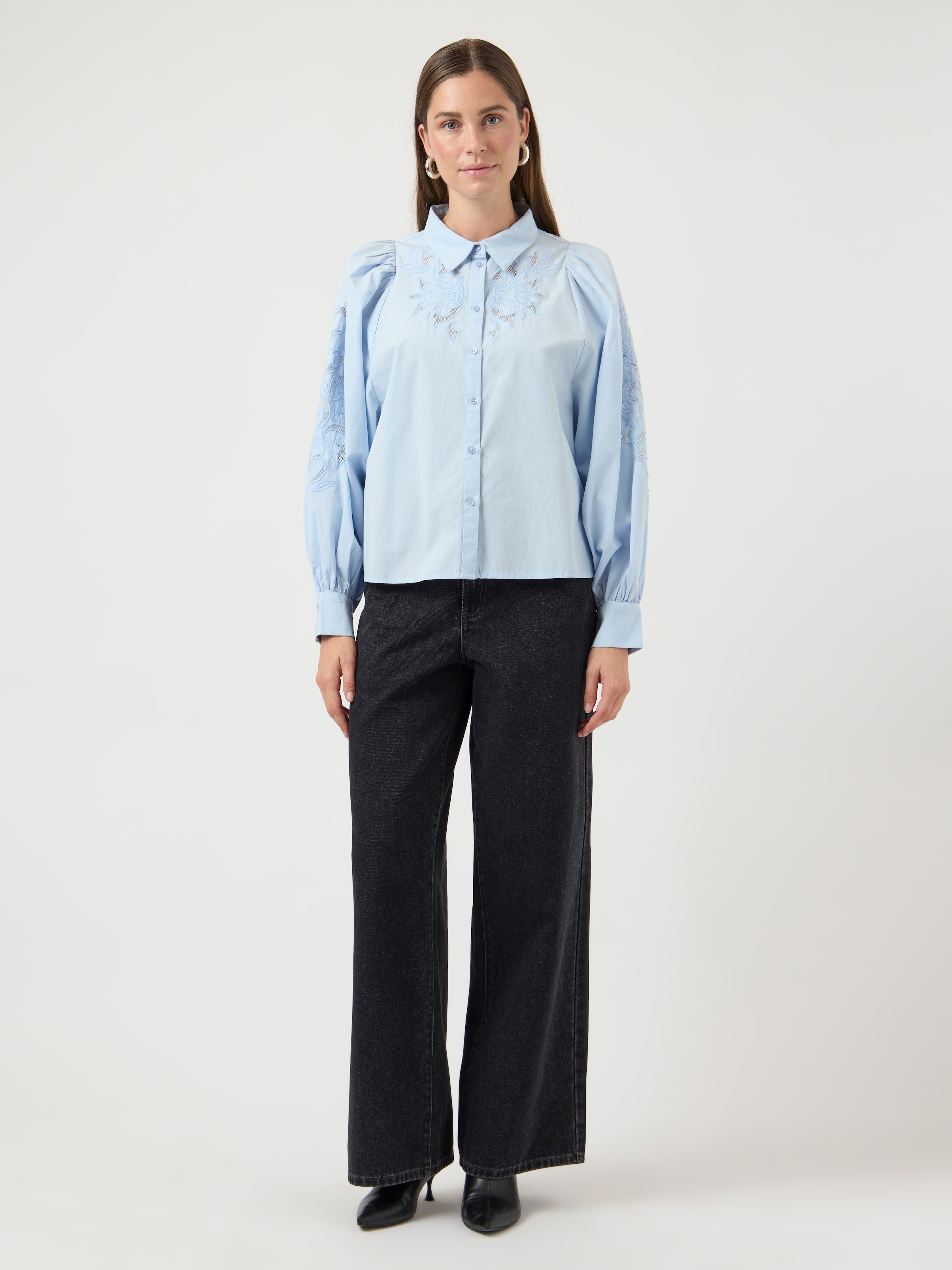 Y.A.S Blouse en dentelle »YASZIMIA LS SHIRT S. NOOS«