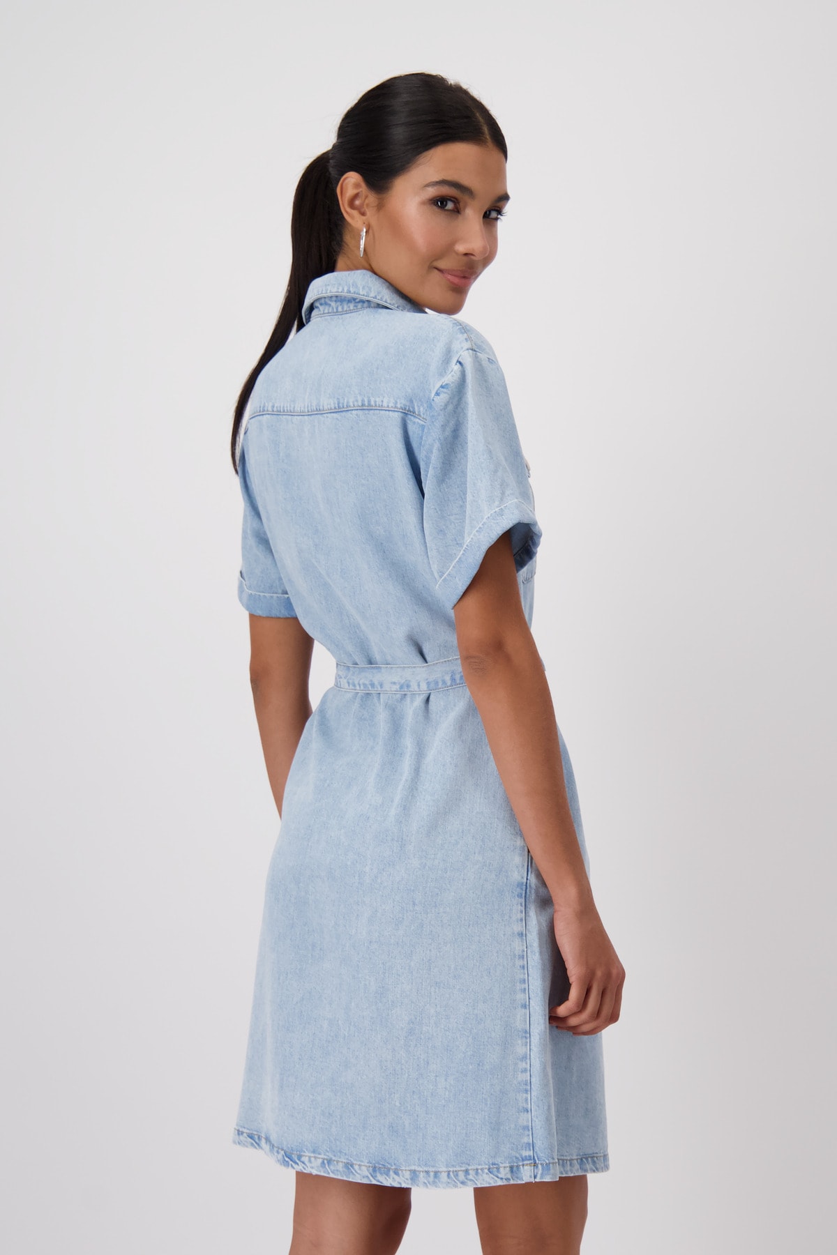 Monari Jeanskleid »Kleid Lyocell«, Mit Rundhalsausschnitt