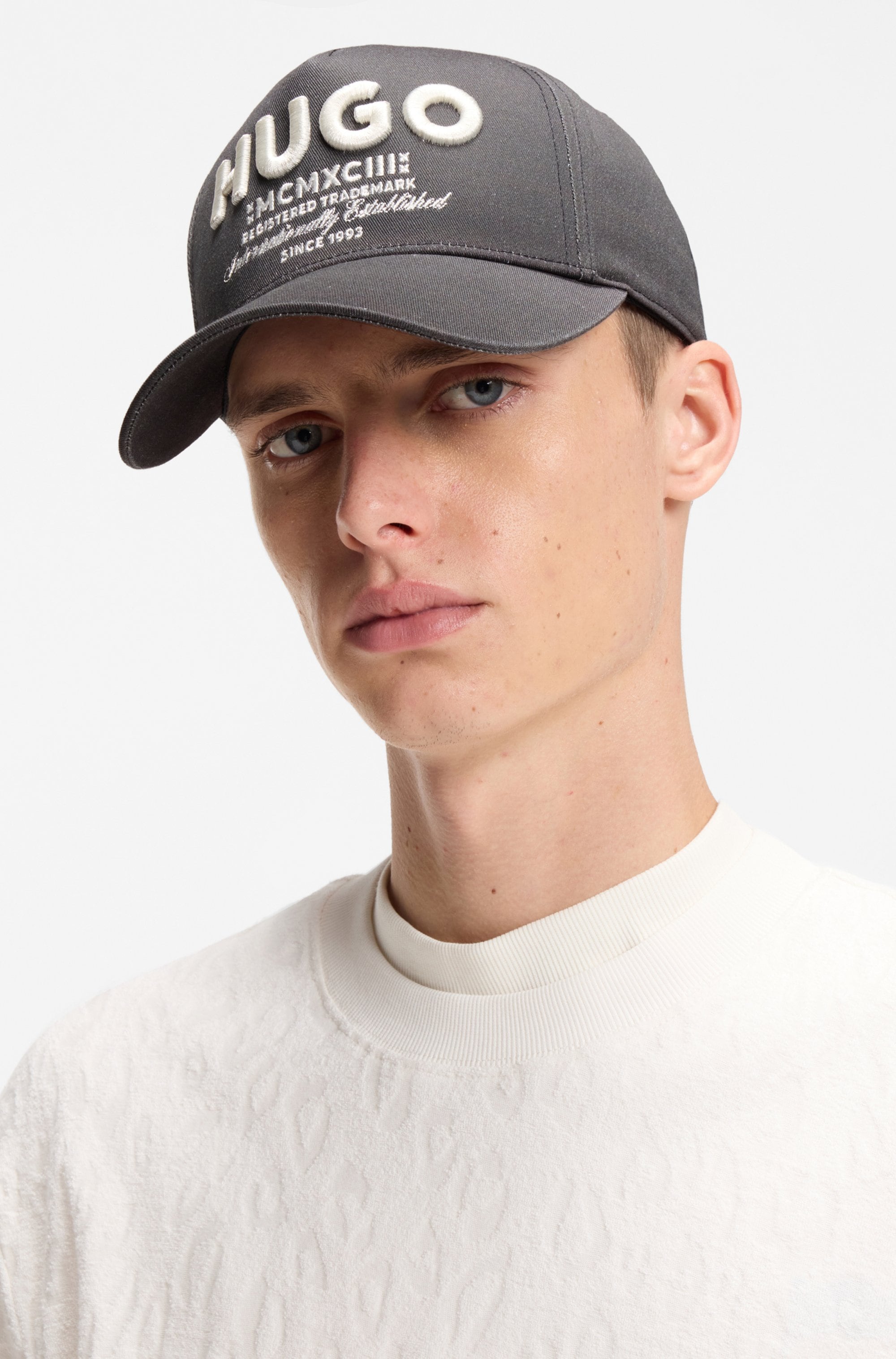 HUGO Blue Baseball Cap »Merk-Degradé« mit Snapback-Verschluss, bestickt