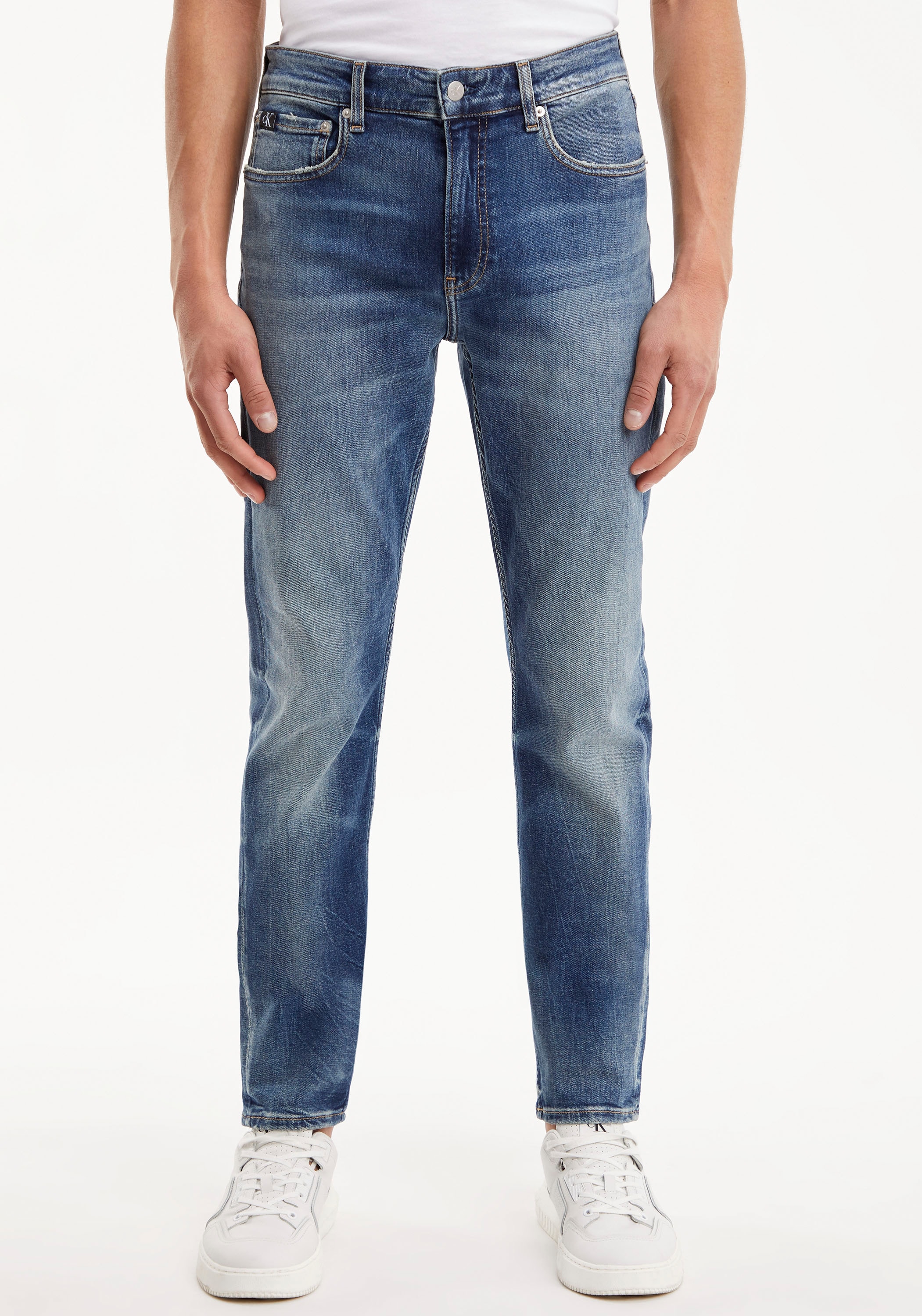 Calvin Klein Jeans Tapered-fit-Jeans »SLIM Leder- auf versandkostenfrei Badge mit Calvin Klein TAPER«