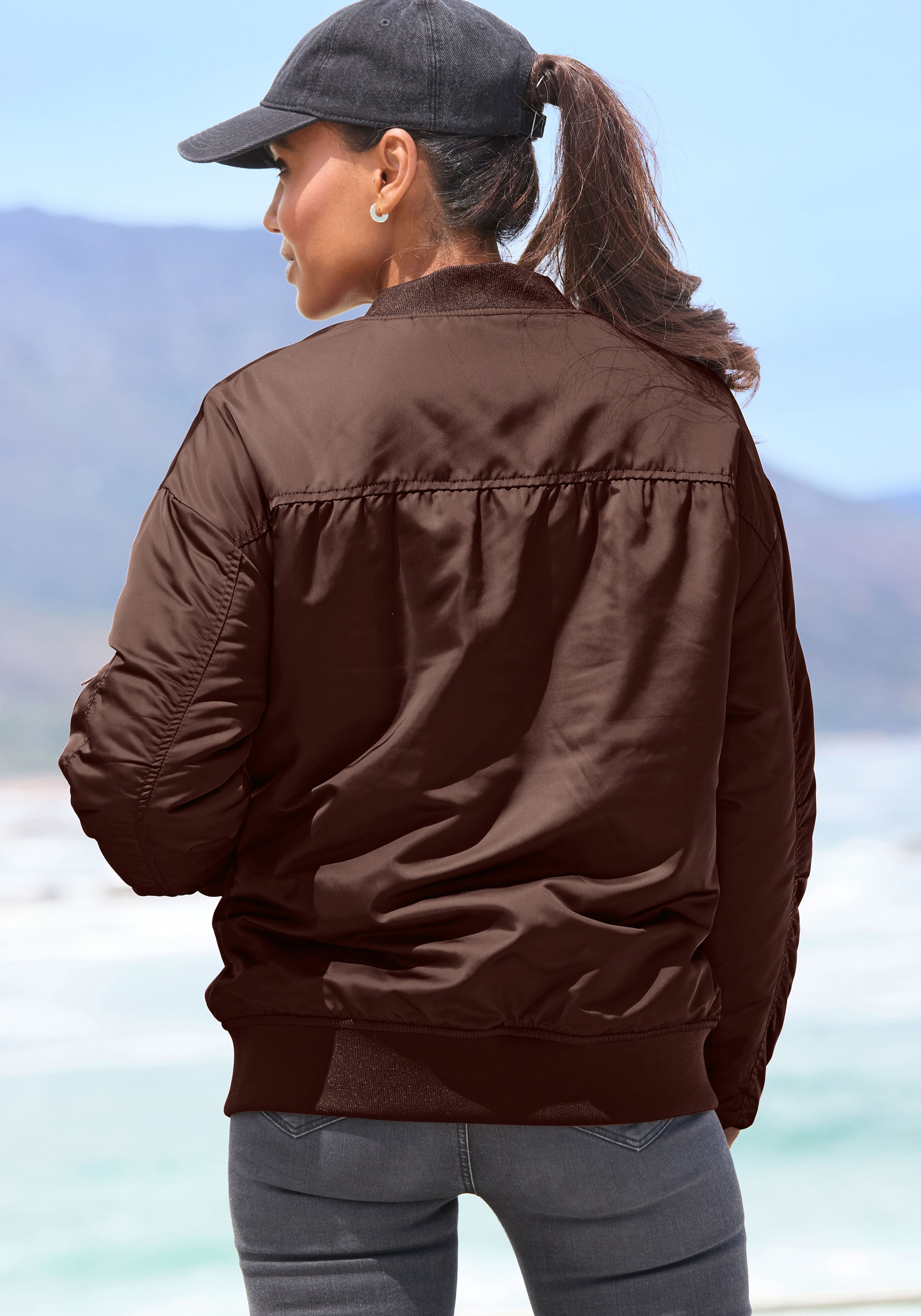 Buffalo Veste réversible Dunkelbraun/Leoprint, Bomberjacke, modisch