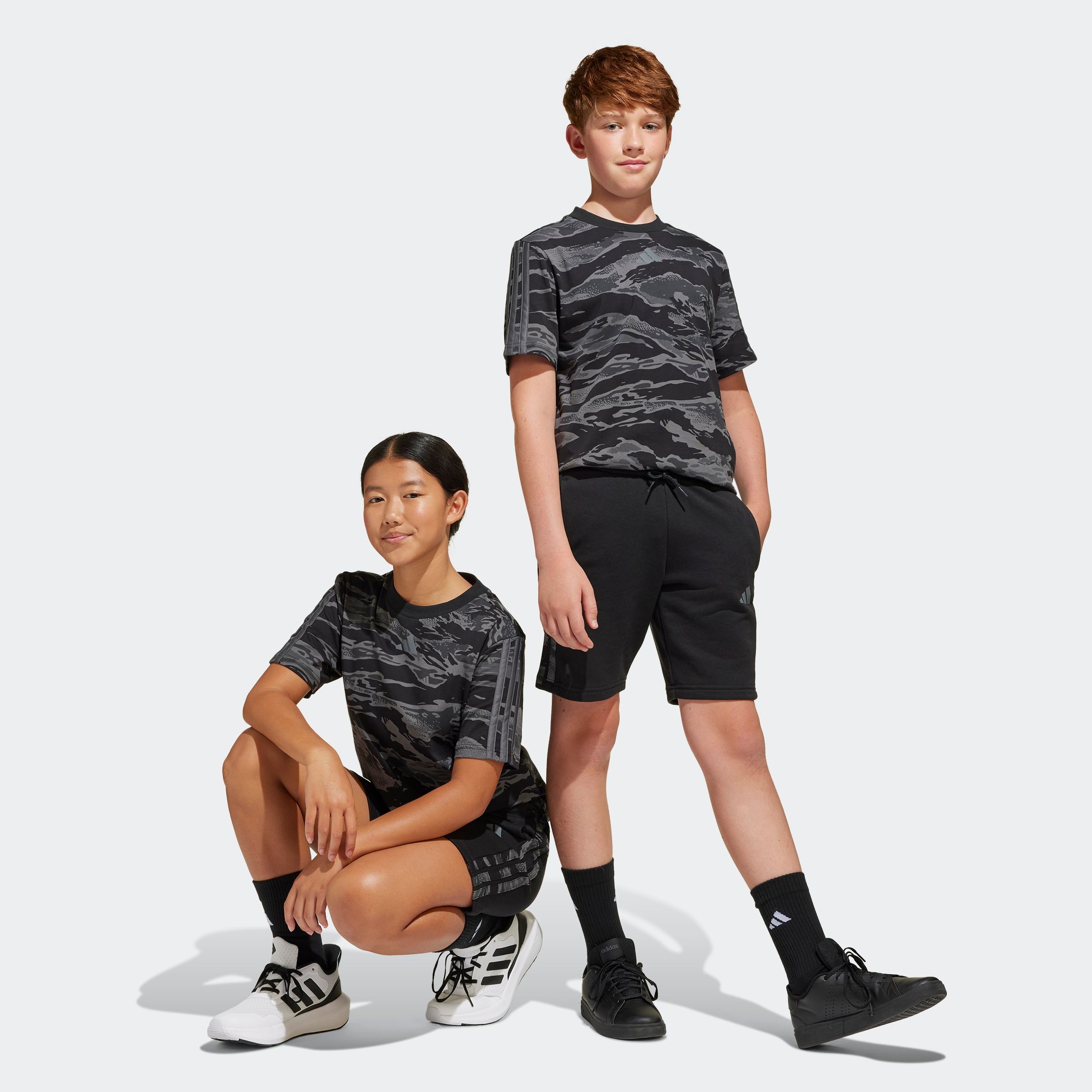 adidas Sportswear Shorts »J CAMO SHORT«, (1 tlg.)