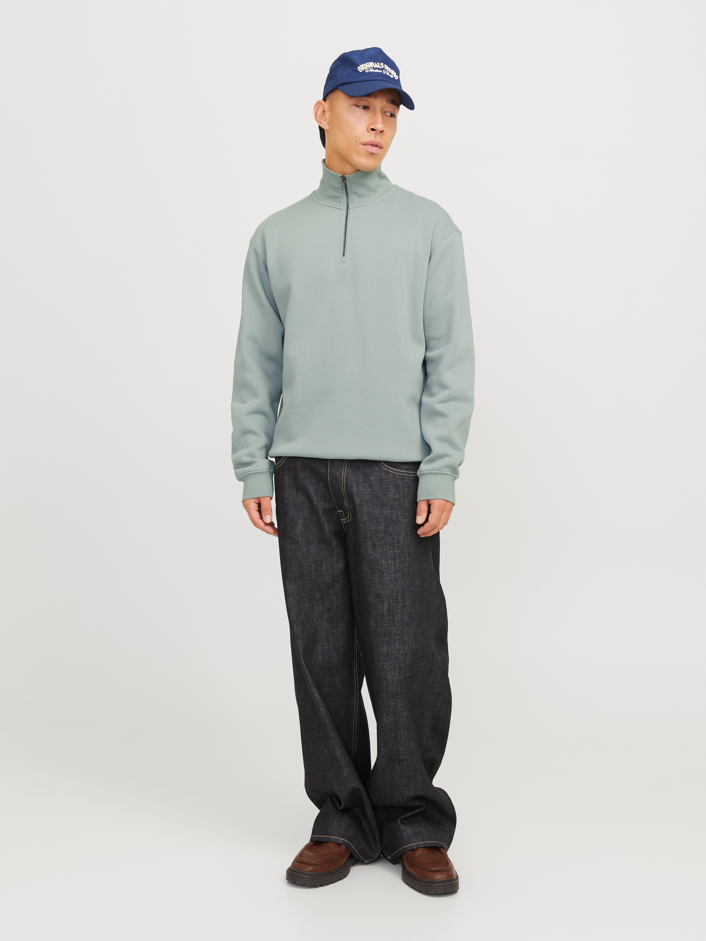 Jack & Jones Sweatshirt »JJEBRADLEY SWEAT HALF ZIP NOOS«, mit Troyer Kragen
