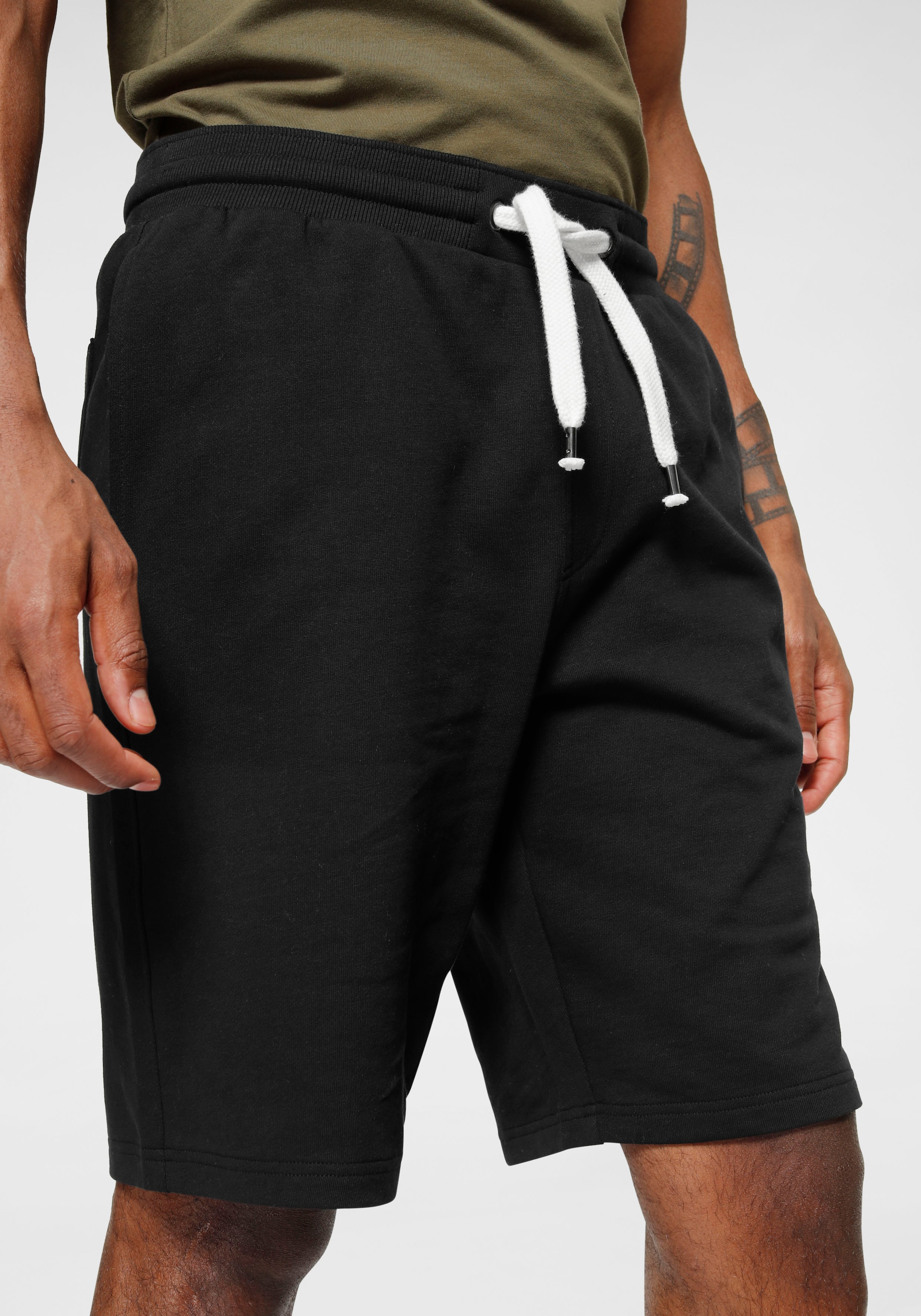 Ocean Sportswear Sweatshorts »Athleisure Sweat Shorts - Relax Fit«