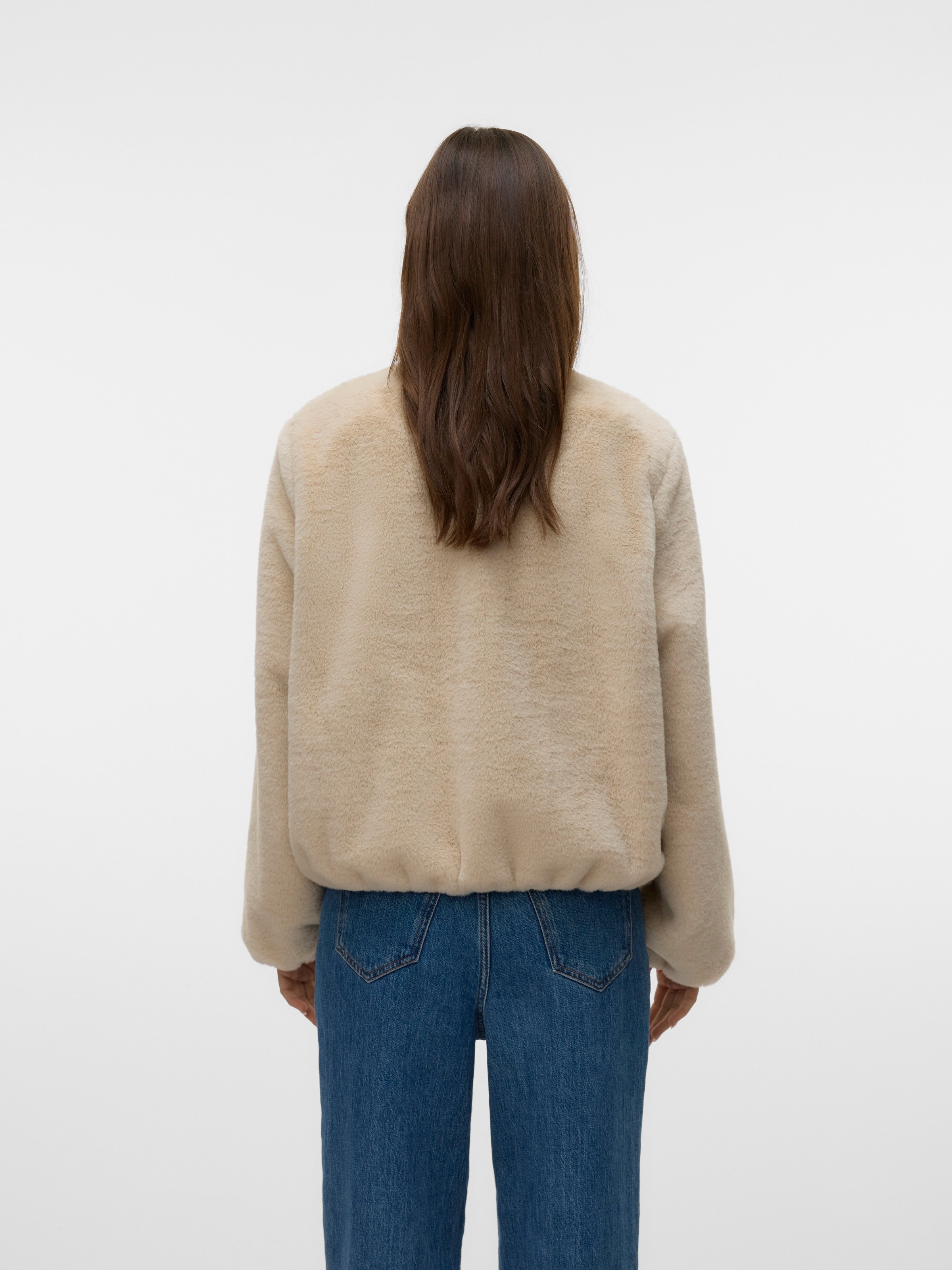 Vero Moda Fellimitatjacke »VMSONJALIGA SHORT JACKET GA BOO«, ohne Kapuze
