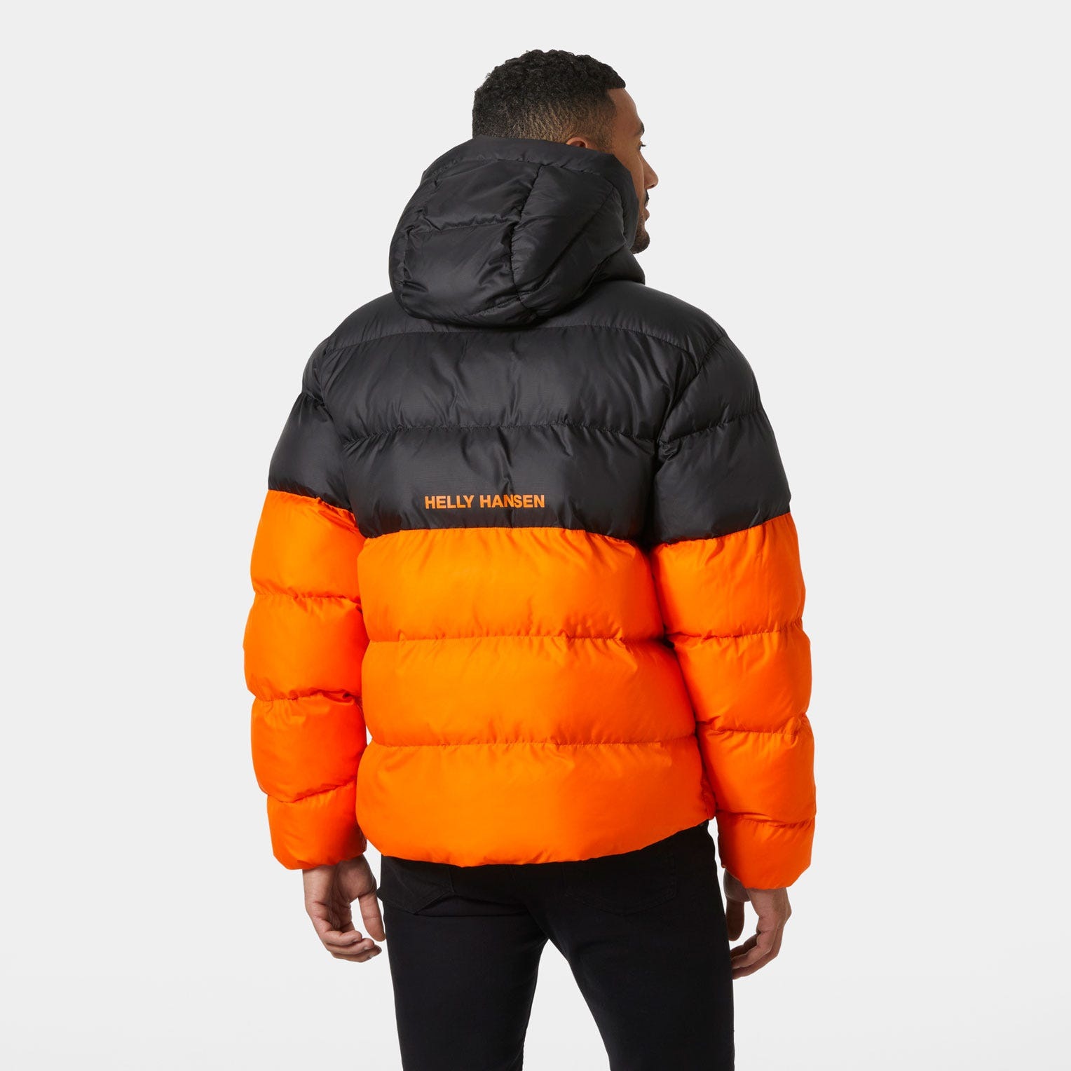 Helly Hansen Steppjacke »ACTIVE PUFFY JACKET« mit Kapuze sportlich, aus Ripstop-Material, windabweisend und wasserabweisend
