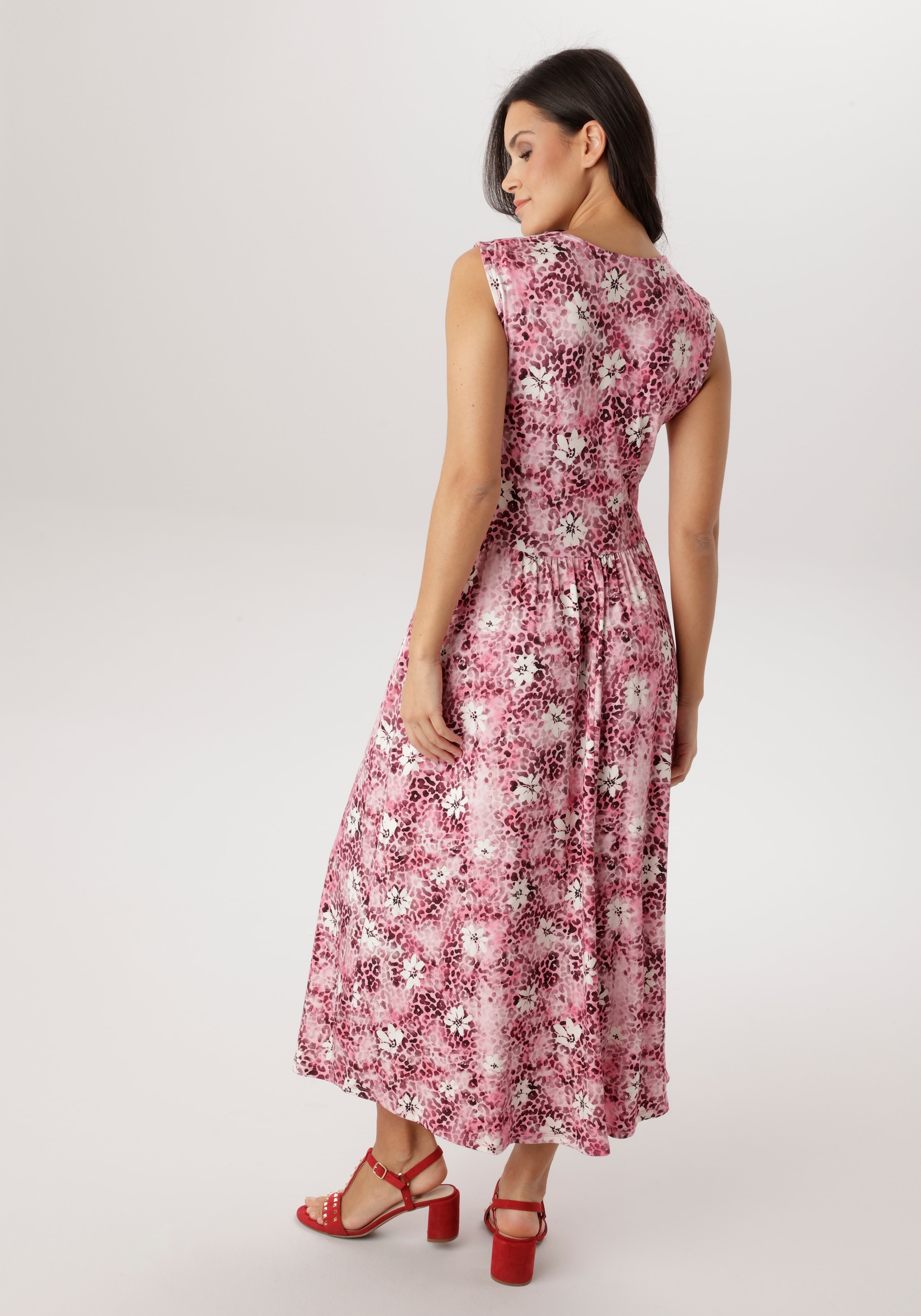 Aniston SELECTED Robe d'été mit zwei praktischen Eingrifftaschen - NEUE KOLLETION