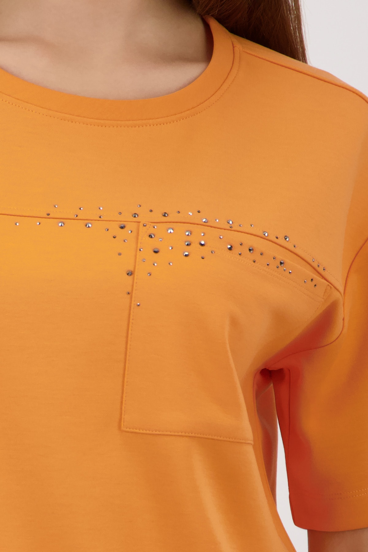 Monari Sweatshirt »Basic Tasche+Schmuck«, Regular fit mit Strasssteinen
