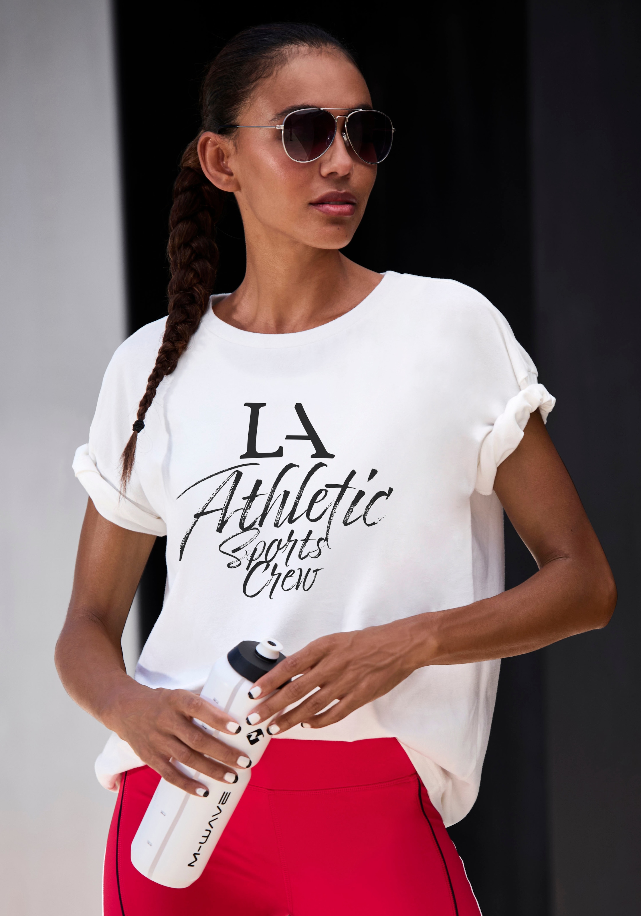 LASCANA ACTIVE T-Shirt, im Oversize-Schnitt mit sportlichem Schriftzug