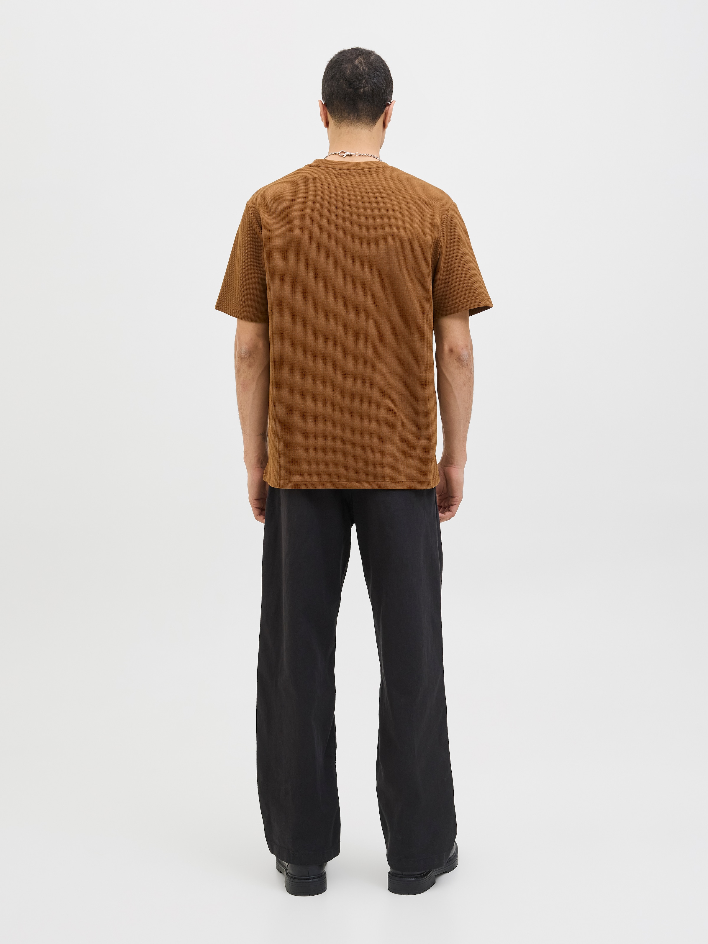 Jack & Jones T-shirt »JJEAUSTIN TEE SS NOOS« mit Markenlabel