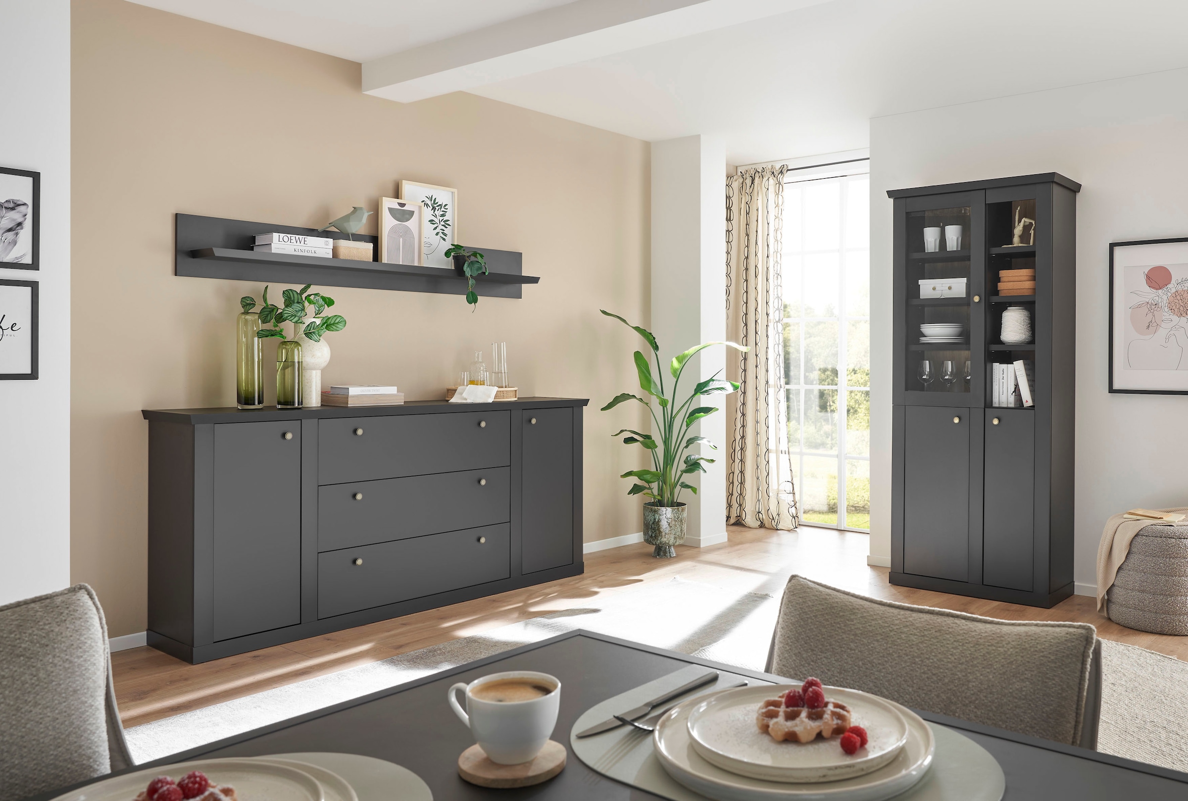 Home affaire Wandboard »Lincoln, Wandregal im Landhausstil, Wandhalter mit Ablagefläche« edles Design, in zwei Grössen verfügbar, vielseitig einsetzbar