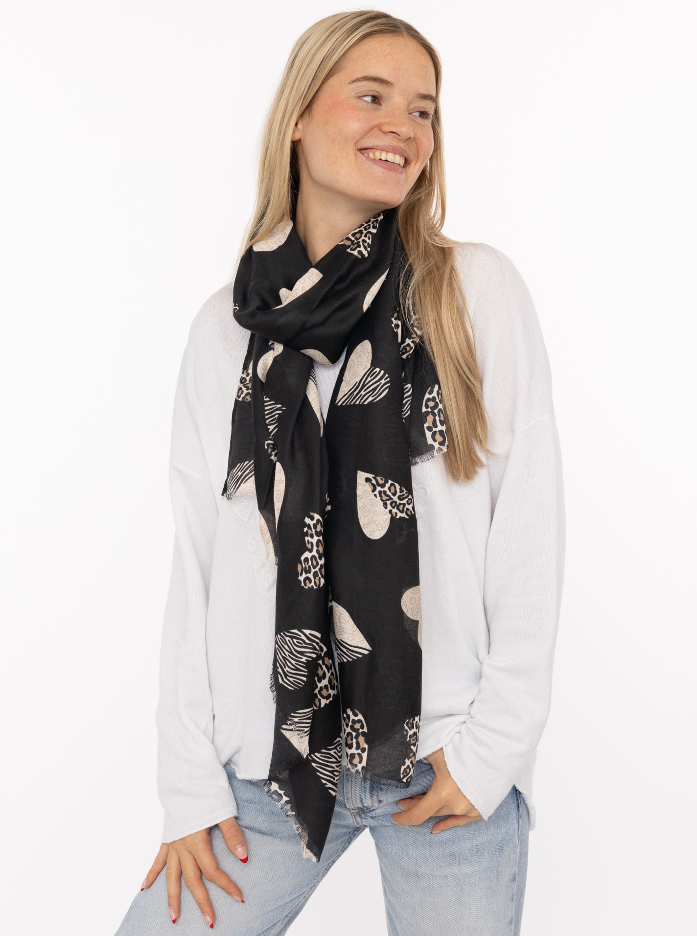 Zwillingsherz Schal »"Safari Hearts"« angesagtes Herzmuster im Leolook