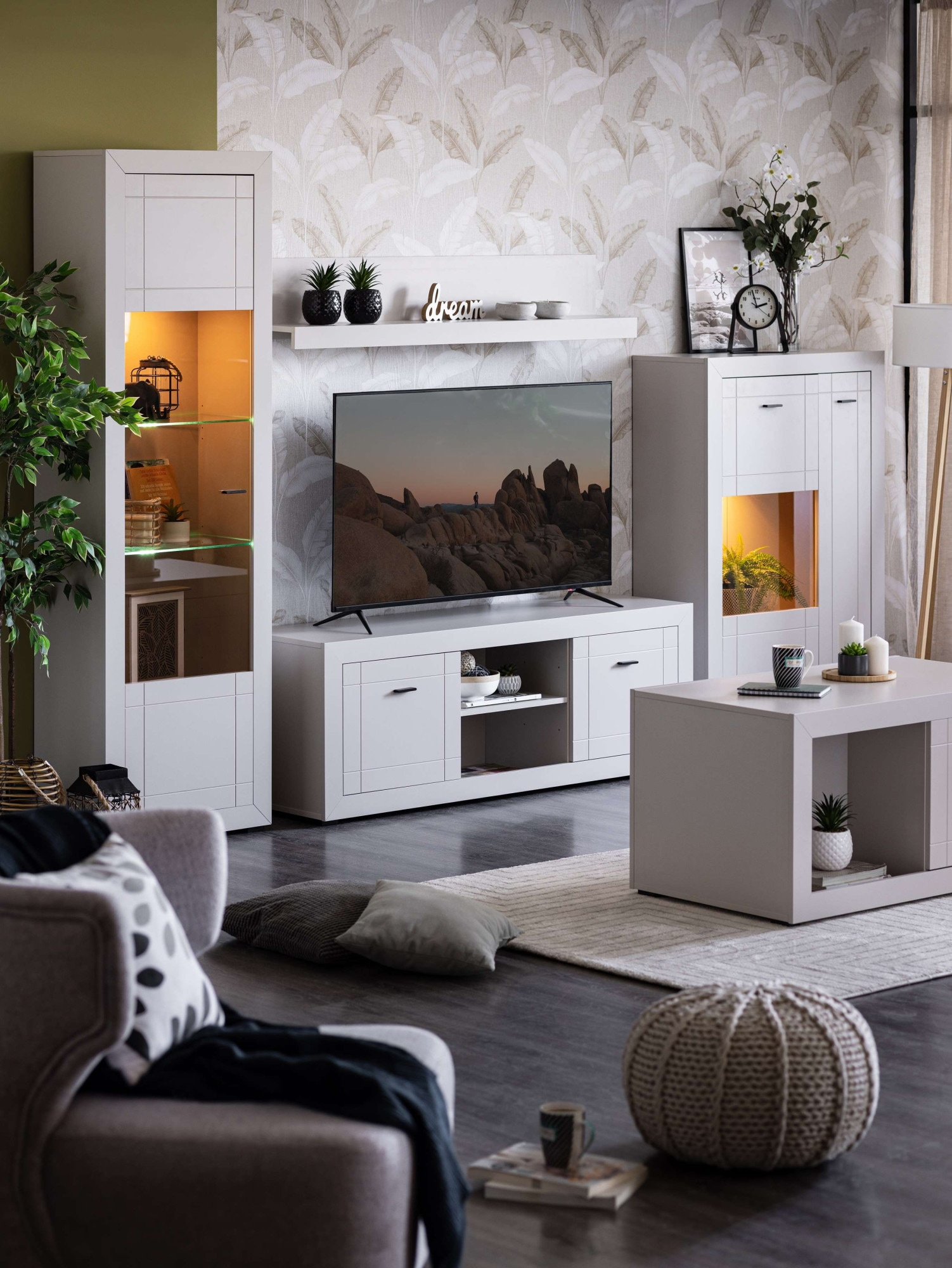 Home affaire Highboard »Warwick, Hochkommode, Vitrine, Glasvitrine, Kombi-Highboard« Modernes Highboard: Kaschmir-Dekor, 2 Türen, Heissfolienprägung