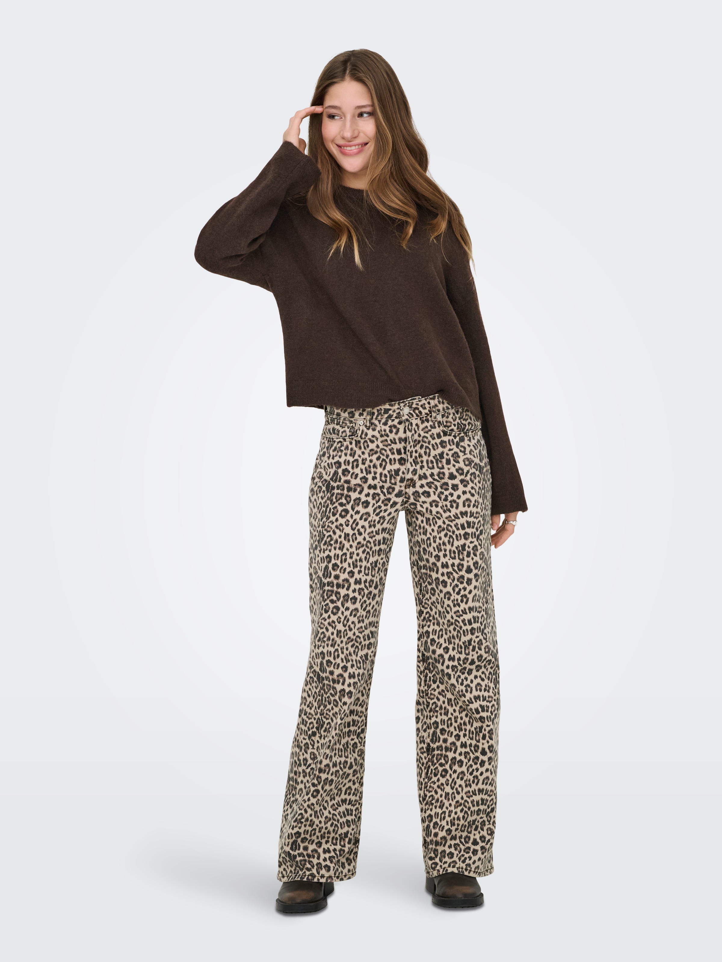 ONLY High-waist-Jeans »ONLMADISON BLUSH HW LEO WIDE DNM«