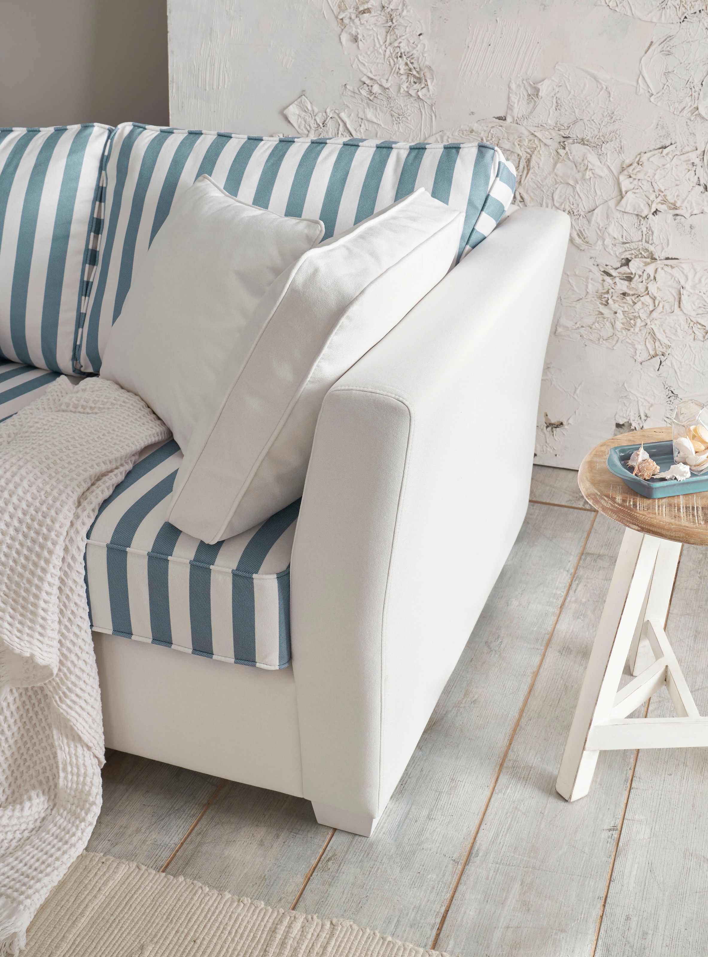 Home affaire 2-Sitzer »CALIFORNIA«, maritimer Landhausstil, in 3 Breiten, mit Holzfüssen Weiss lackiert