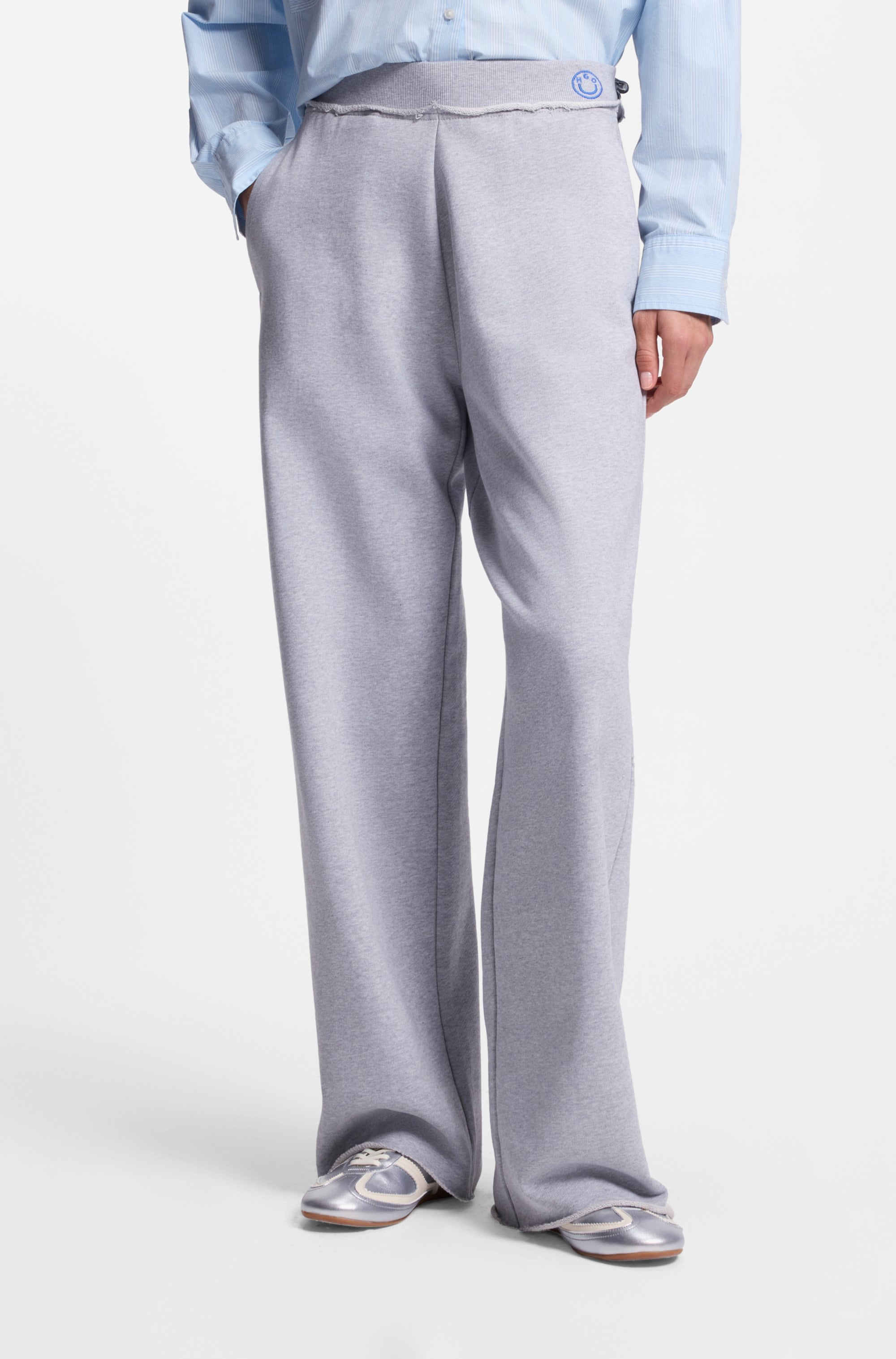Image of HUGO Jogger Pants "Nuwaist" mit Raw Cut Hem, weites Bein