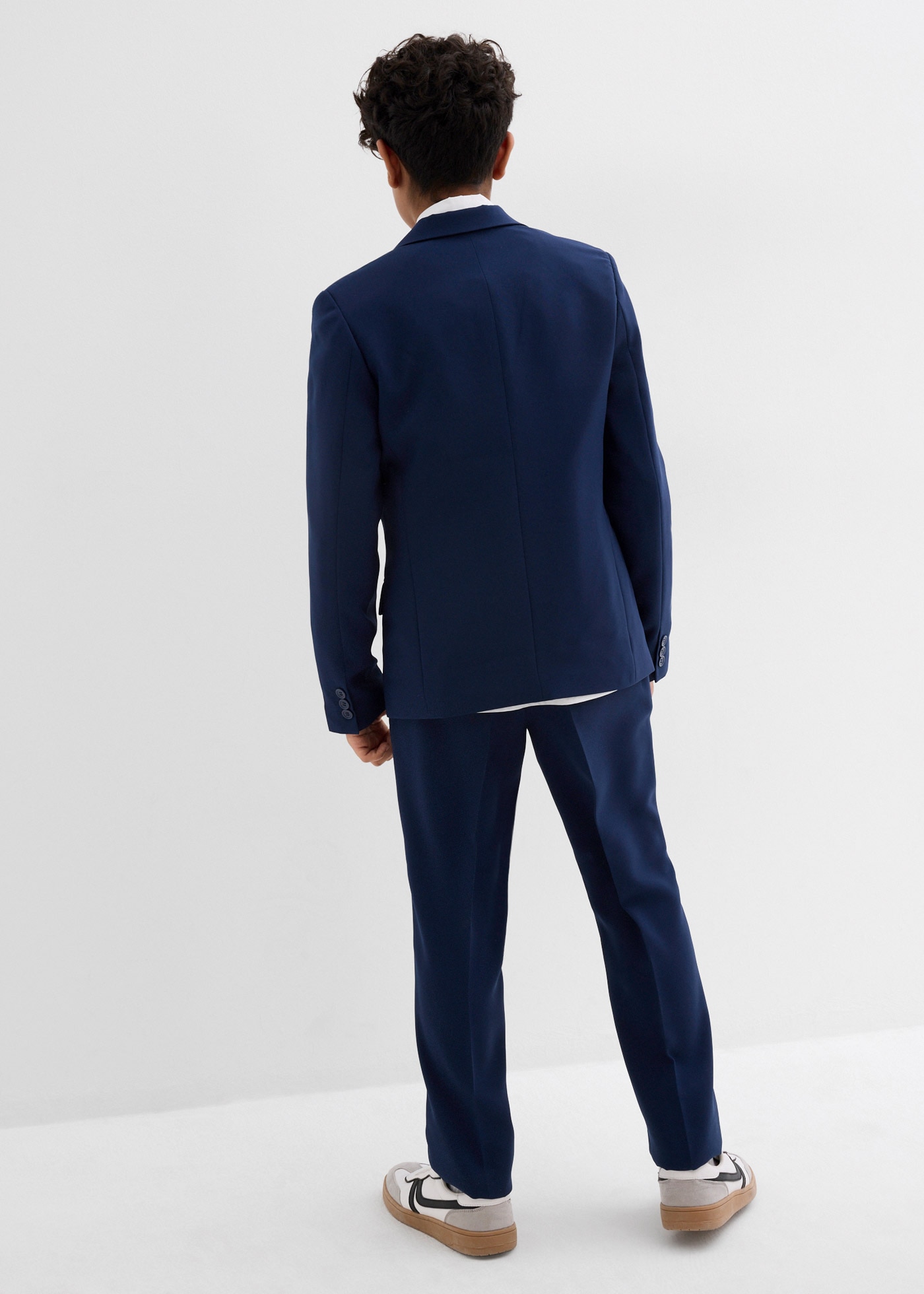 bonprix Costume Set, 4 tlg. normale bestehend aus Hose mit verstellbarem Bund, Hemd, Sakko und Krawatte
