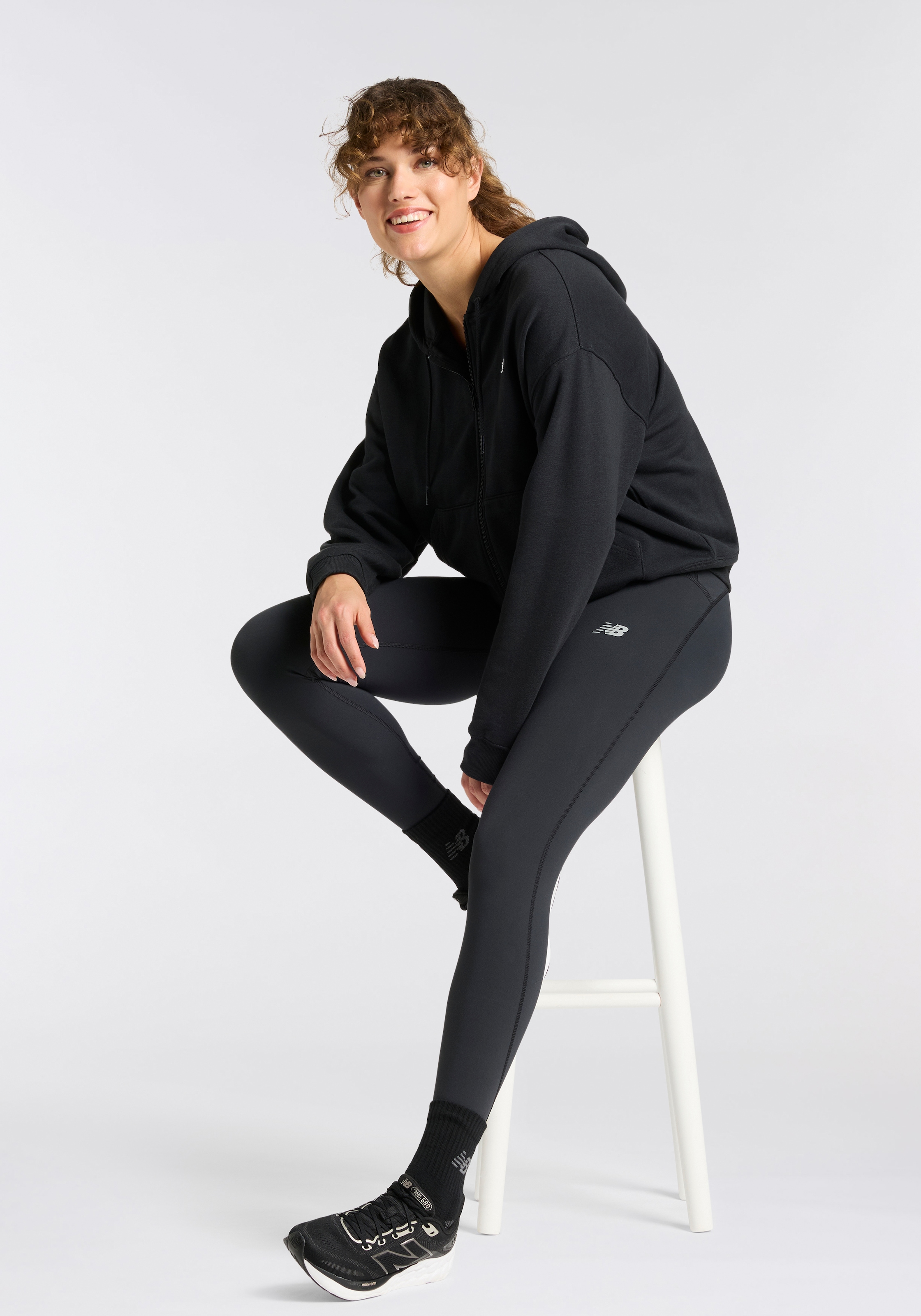 New Balance Veste sweat »Sport Essentials French Terry Full Zip« avec fermeture éclair intégrale, en coton et polyester