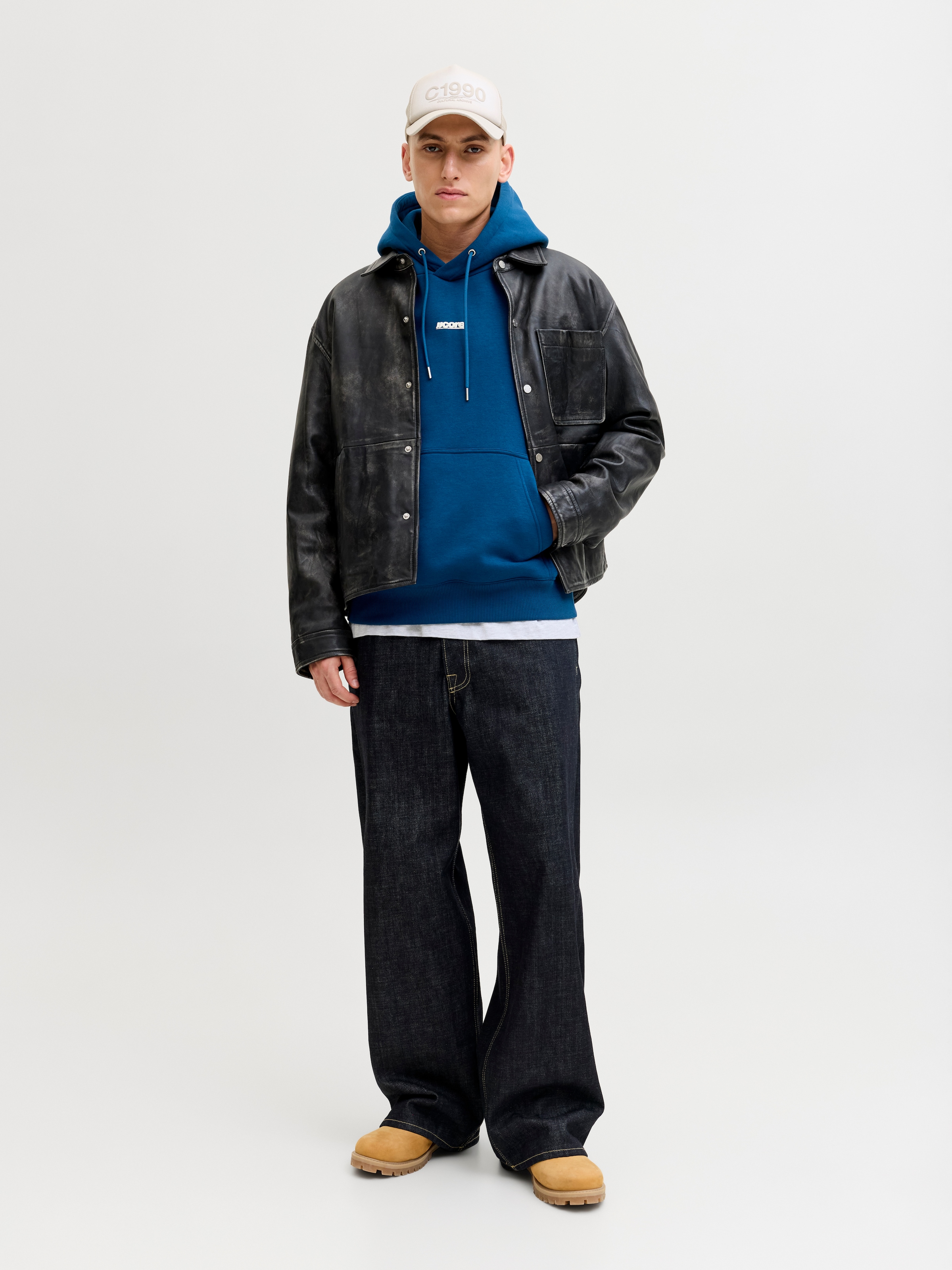 Jack & Jones Sweat à capuche »JCOCLUB BACKPRINT SWEAT HOOD«, mit Print
