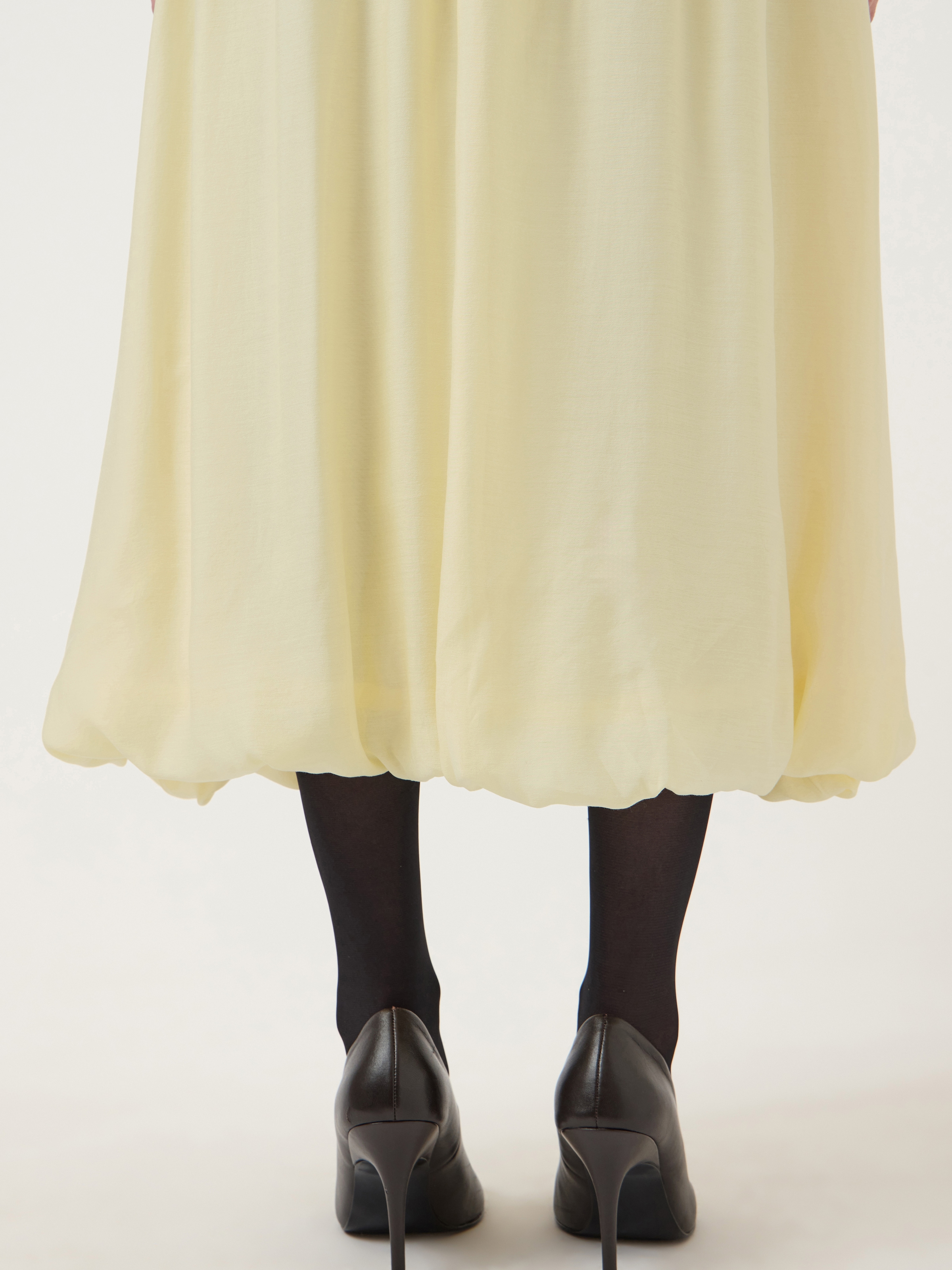 Y.A.S Robe d'été »YASKRISSI SL BUBBLE HEM LONG DRESS NOOS«